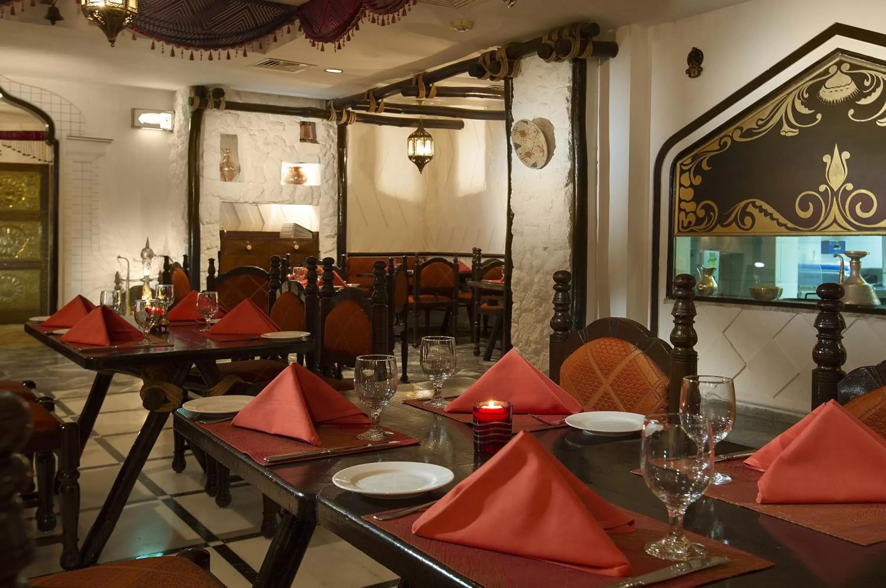 Restaurant/Places to Eat in Danat Al Ain Resort