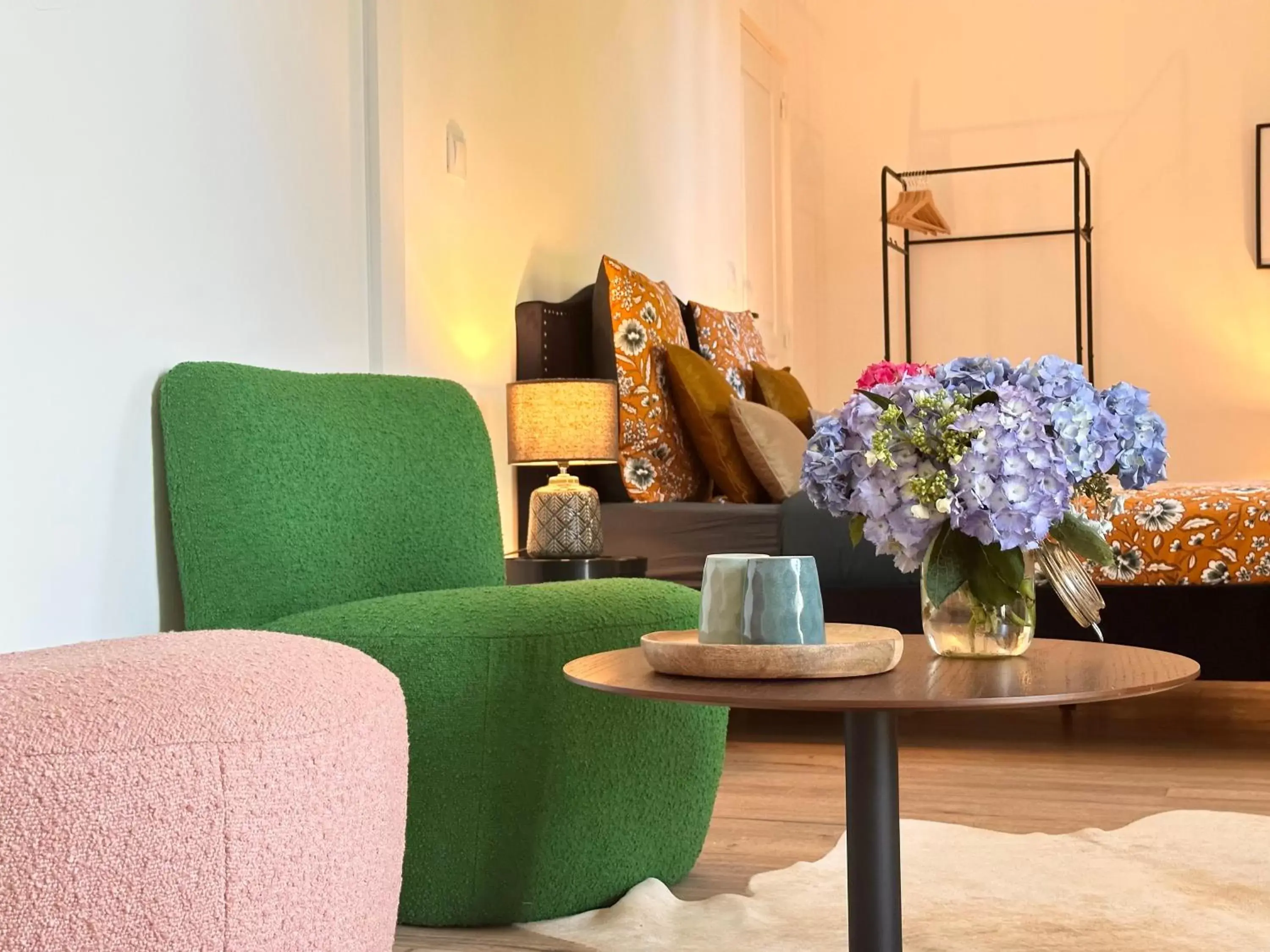 Seating Area in Les Turquoises Étretat - L'Hôtel-Boutique