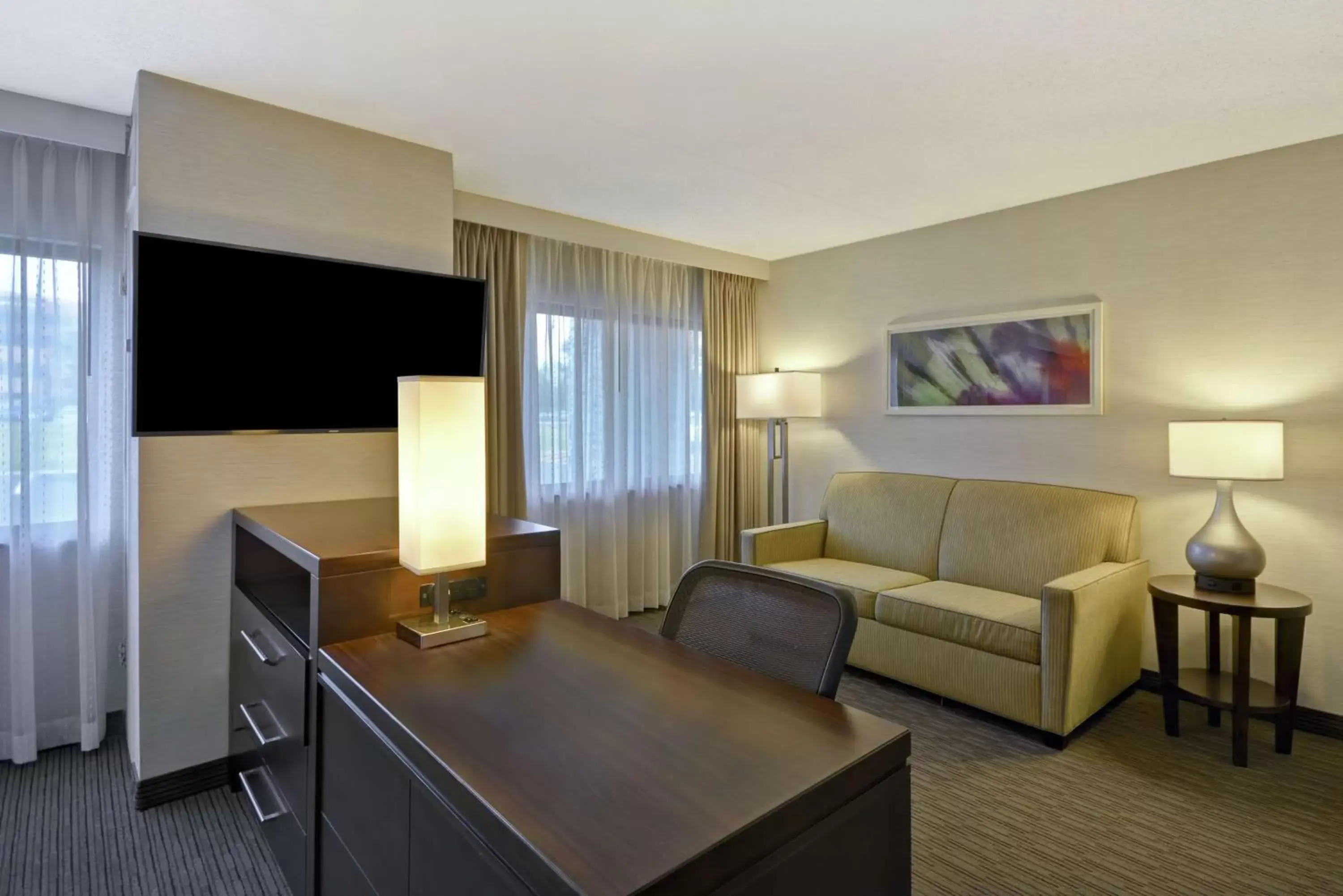 Bedroom, Seating Area in Homewood Suites by Hilton Indianapolis Carmel