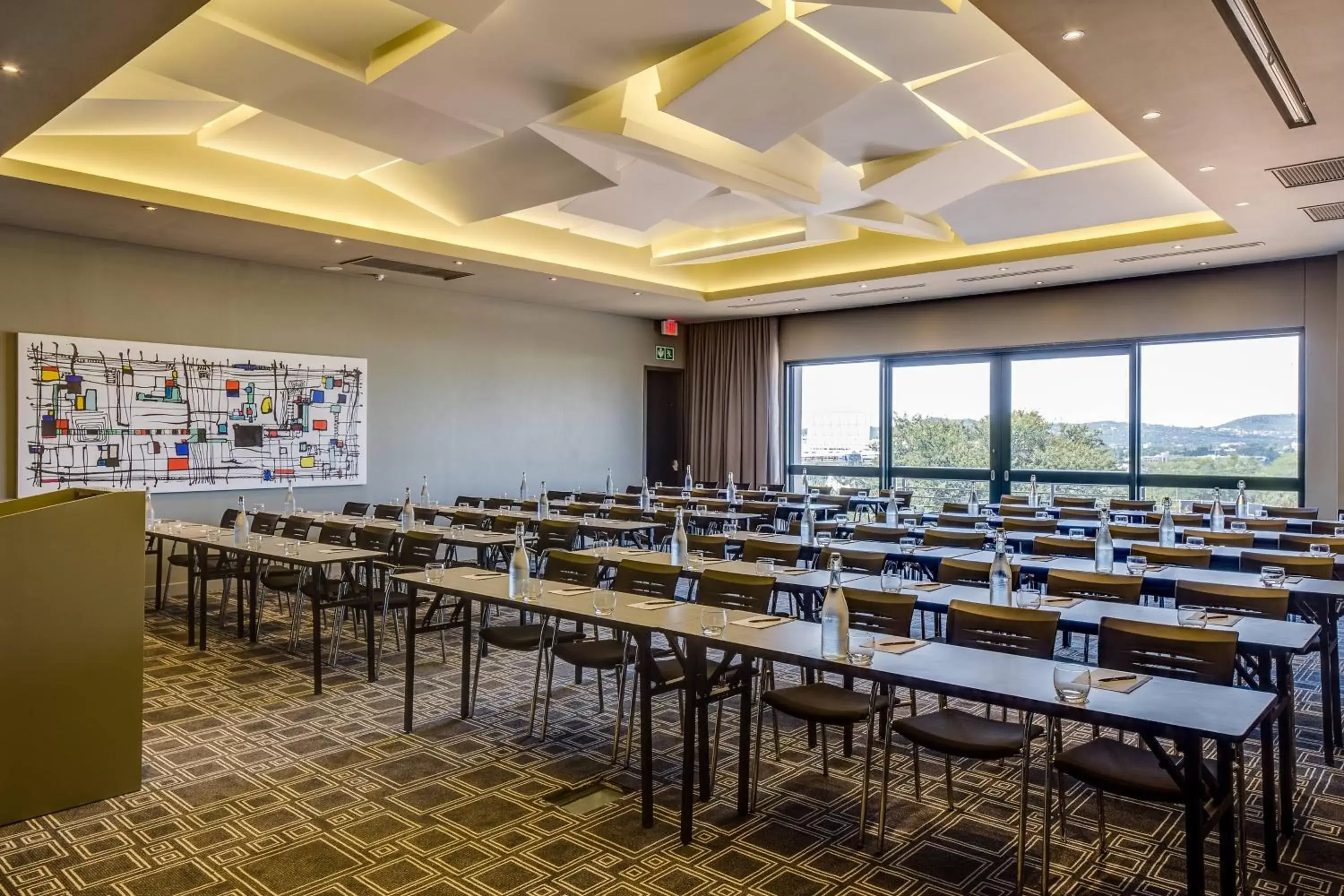 Meeting/conference room in Protea Hotel Fire & Ice! by Marriott Pretoria Menlyn