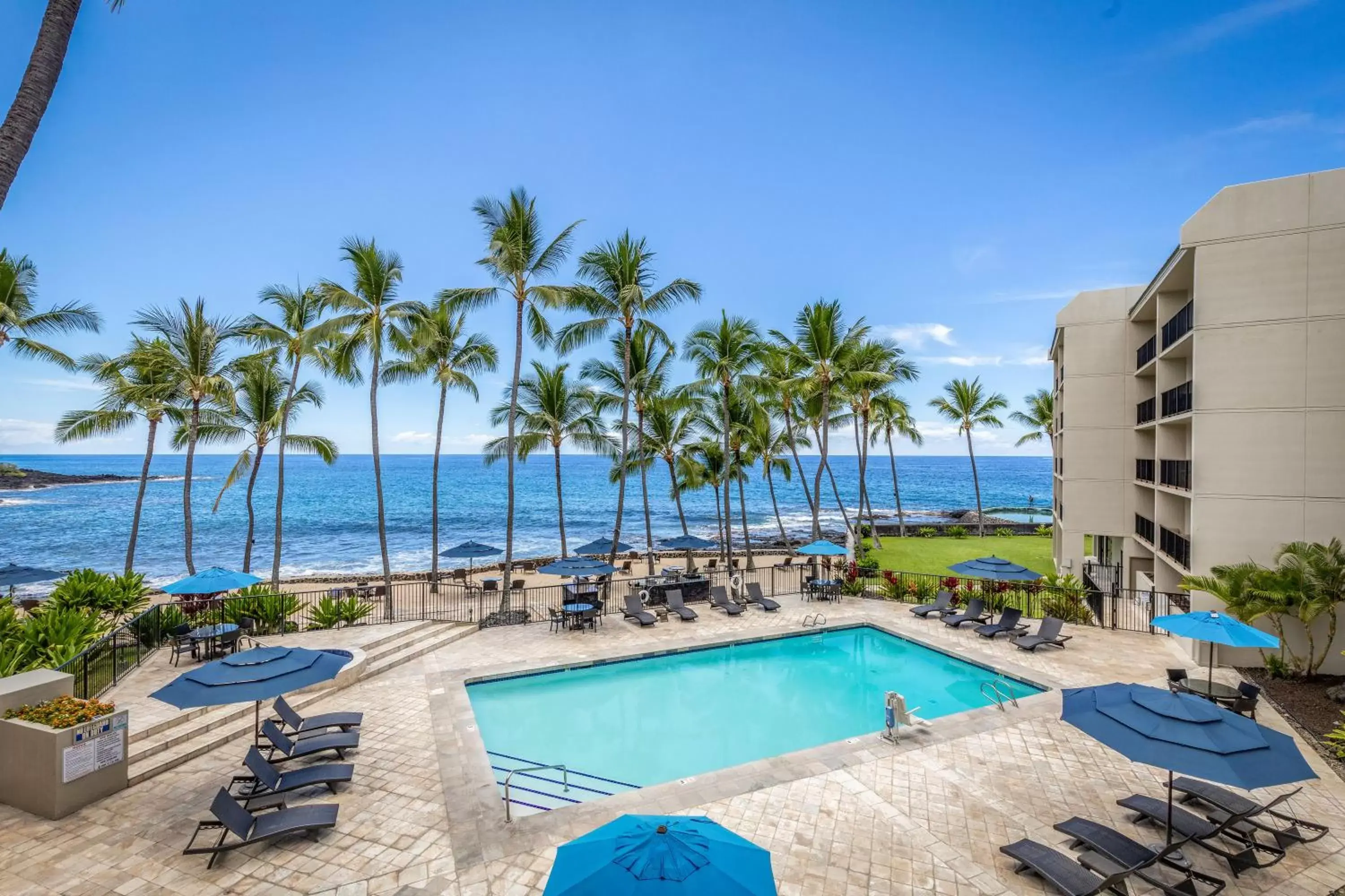 Property building, Pool View in Aston Kona By The Sea