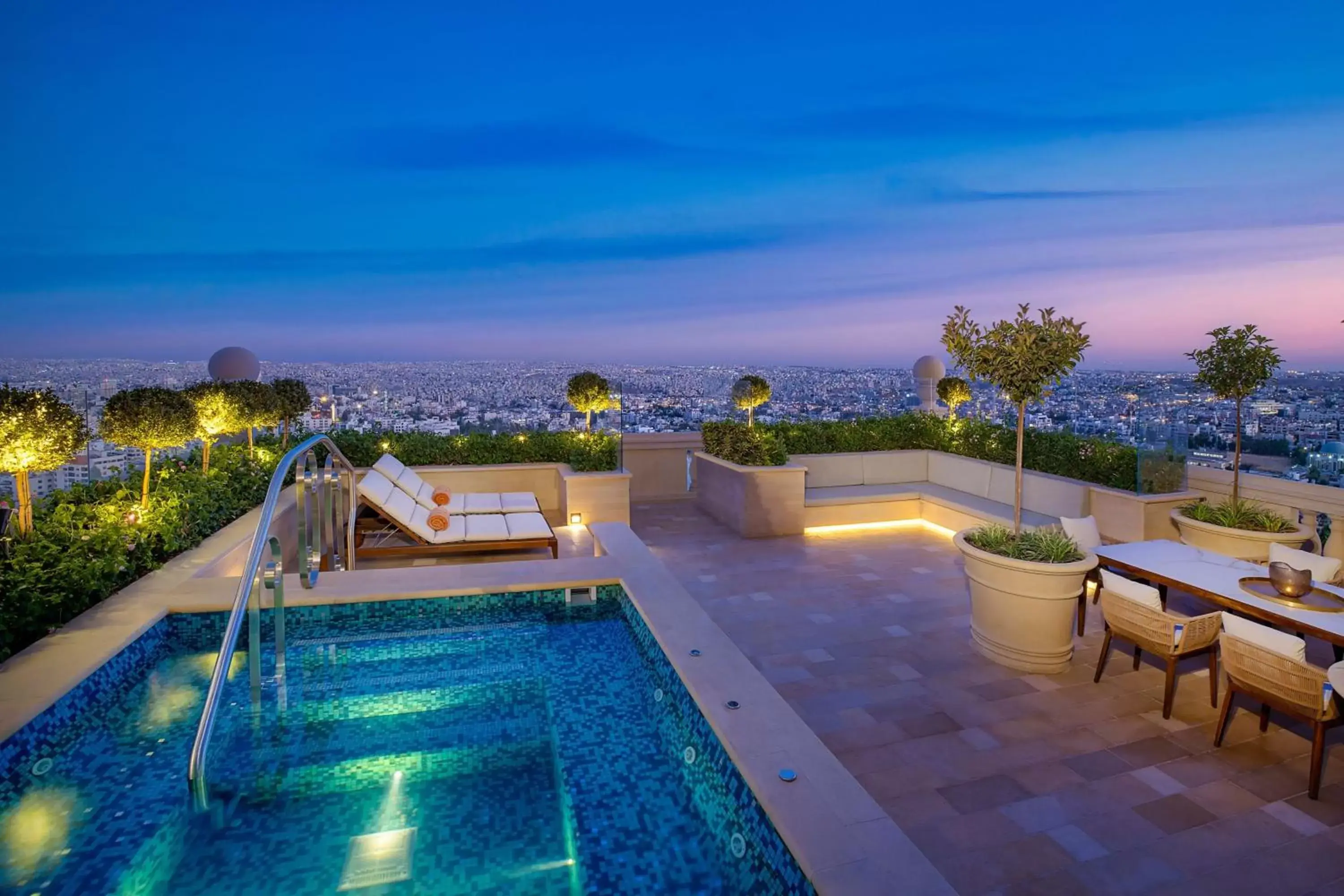 Photo of the whole room, Swimming Pool in The Ritz-Carlton, Amman