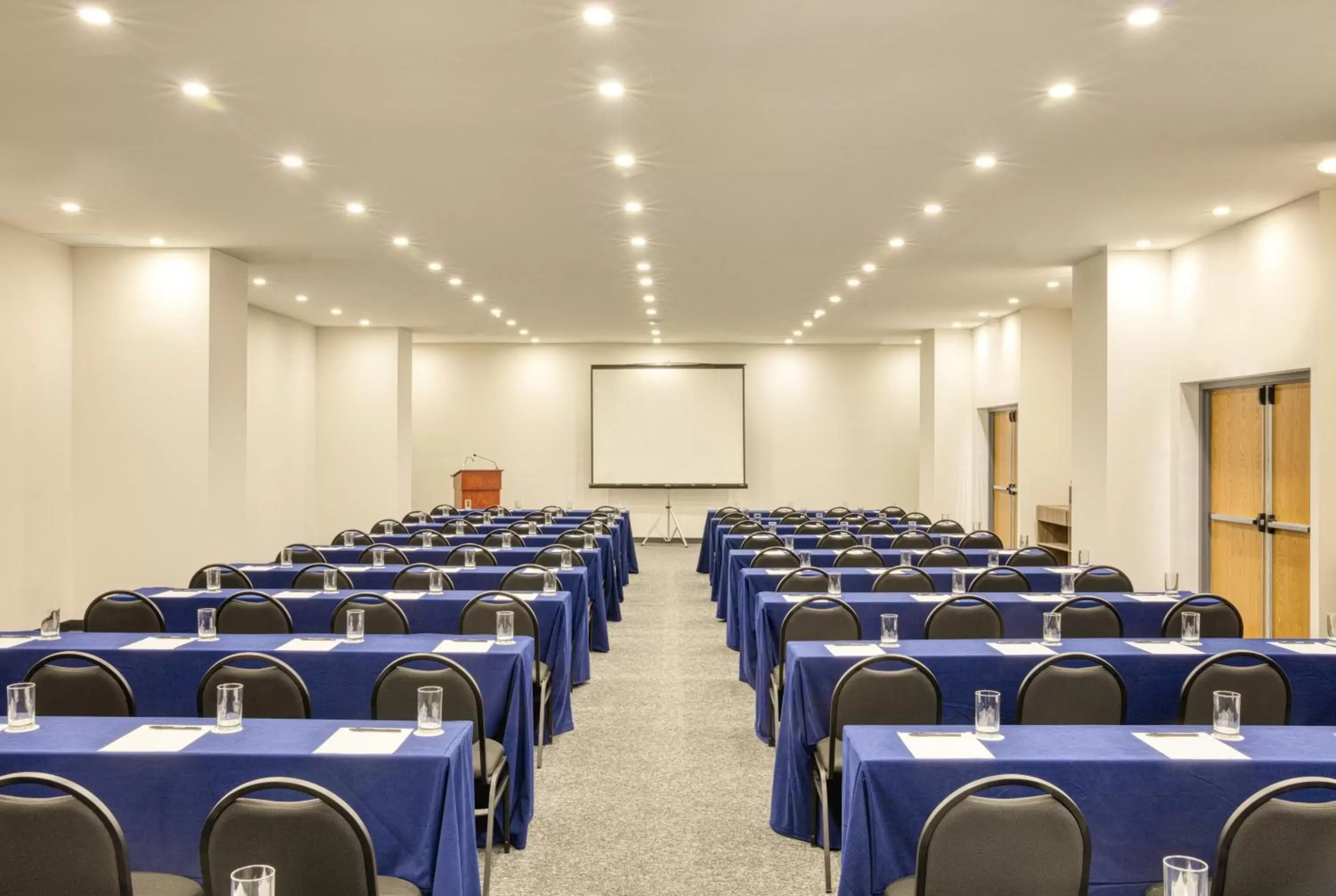 Business facilities in Fiesta Inn Guadalajara Periferico Poniente