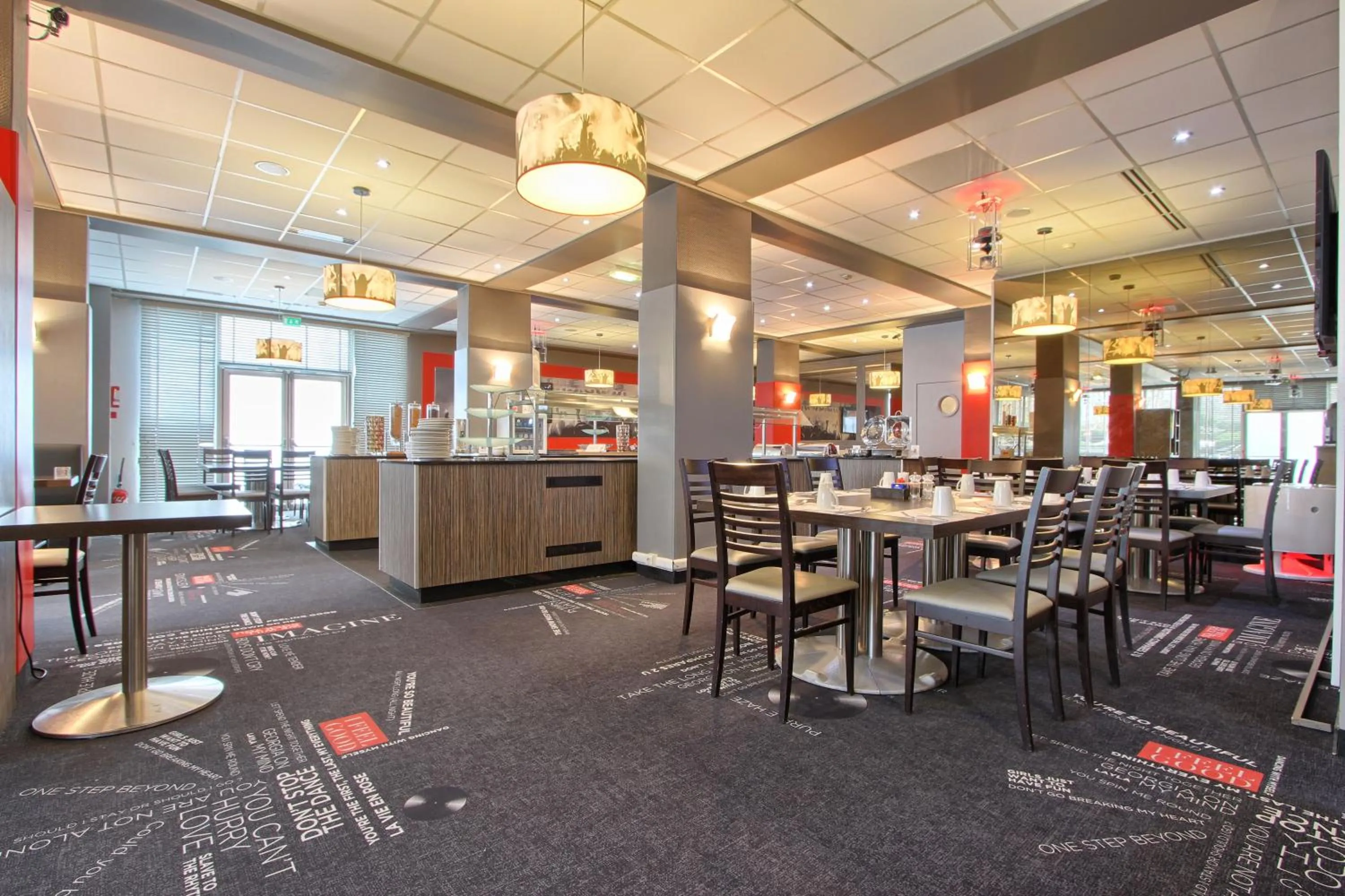 Restaurant/places to eat in Best Western Plus Paris Orly Airport