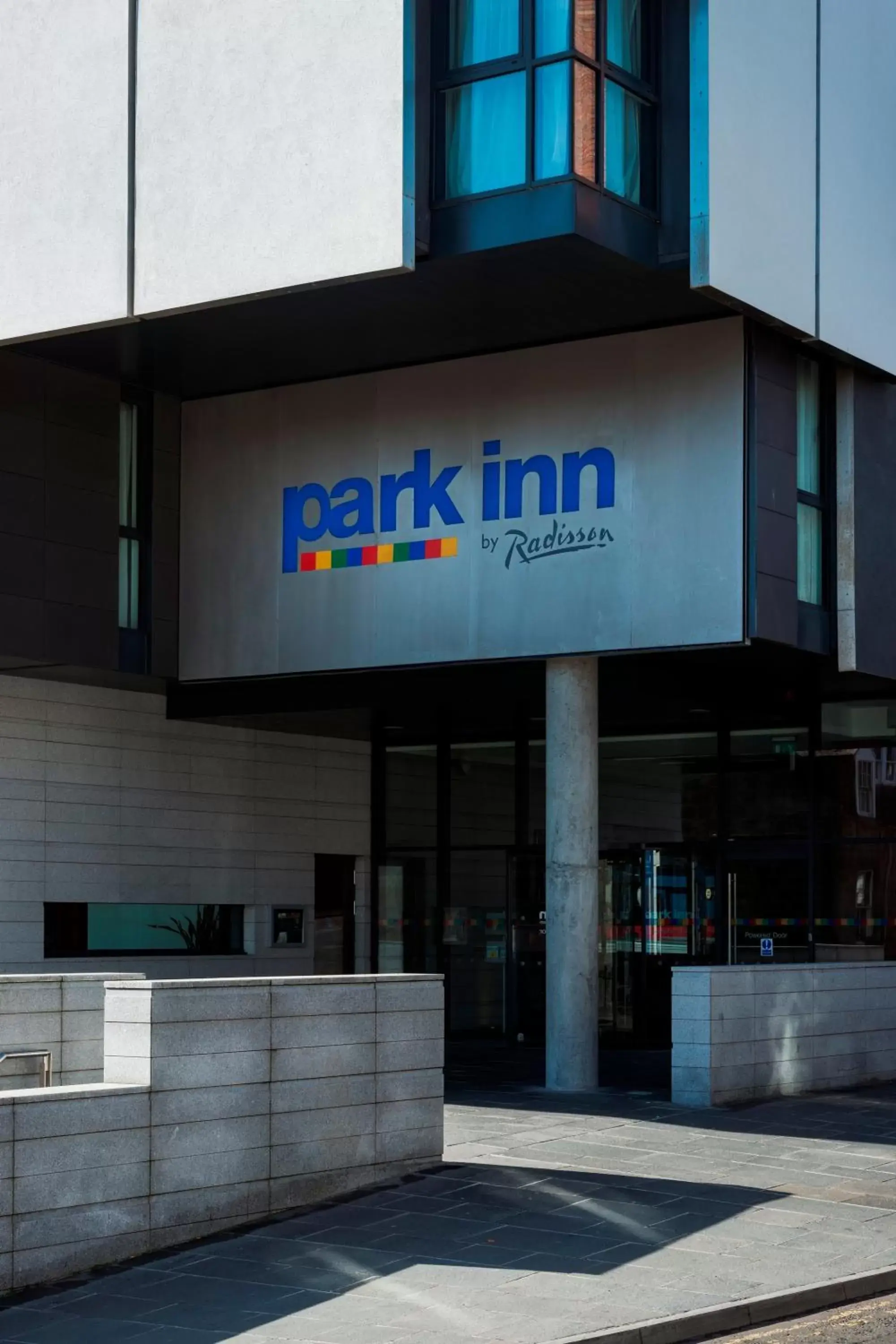 Facade/entrance in Park Inn by Radisson Aberdeen