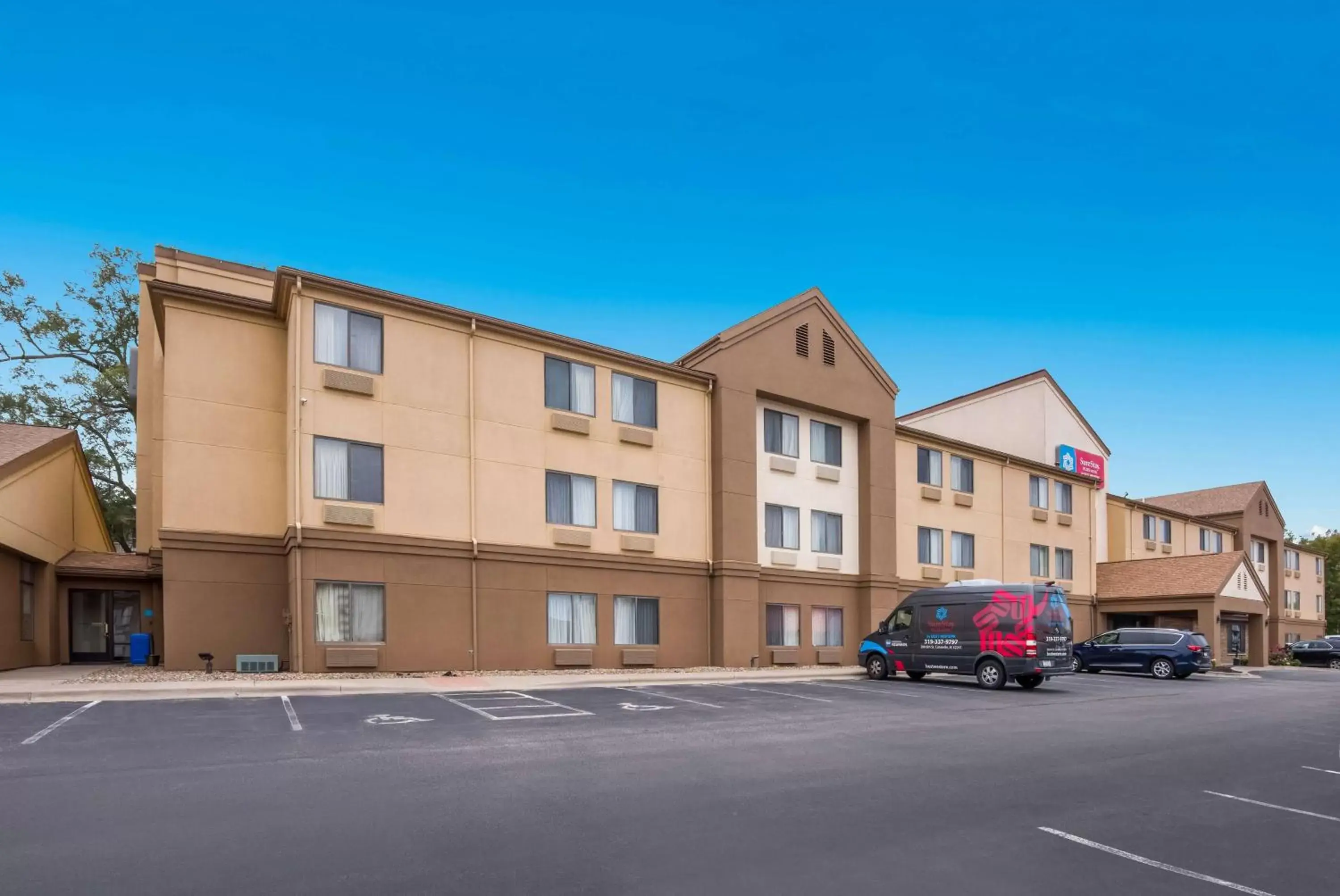 Property Building in SureStay Plus Hotel by Best Western Coralville Iowa City