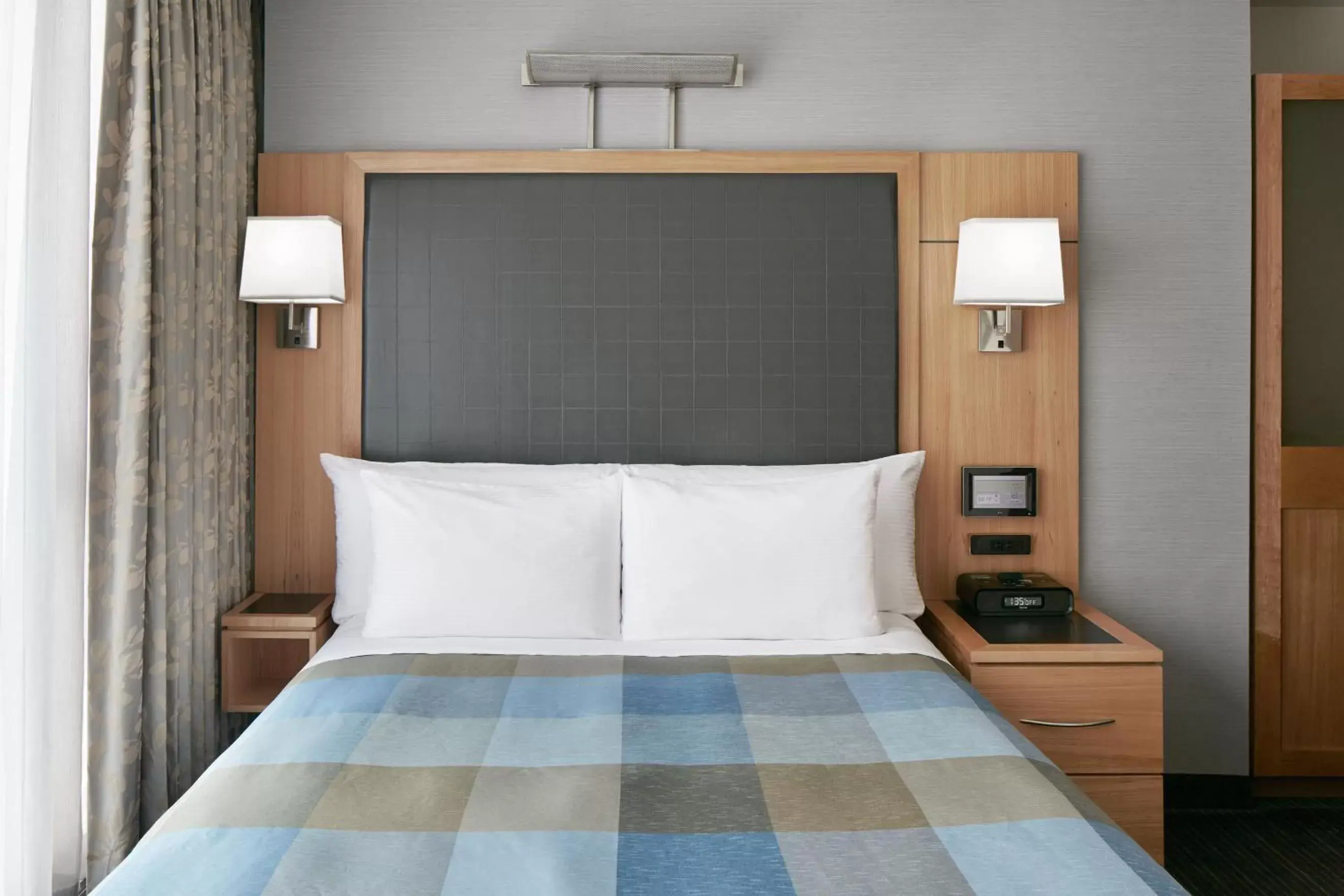 Bedroom, Room Photo in World Center Hotel