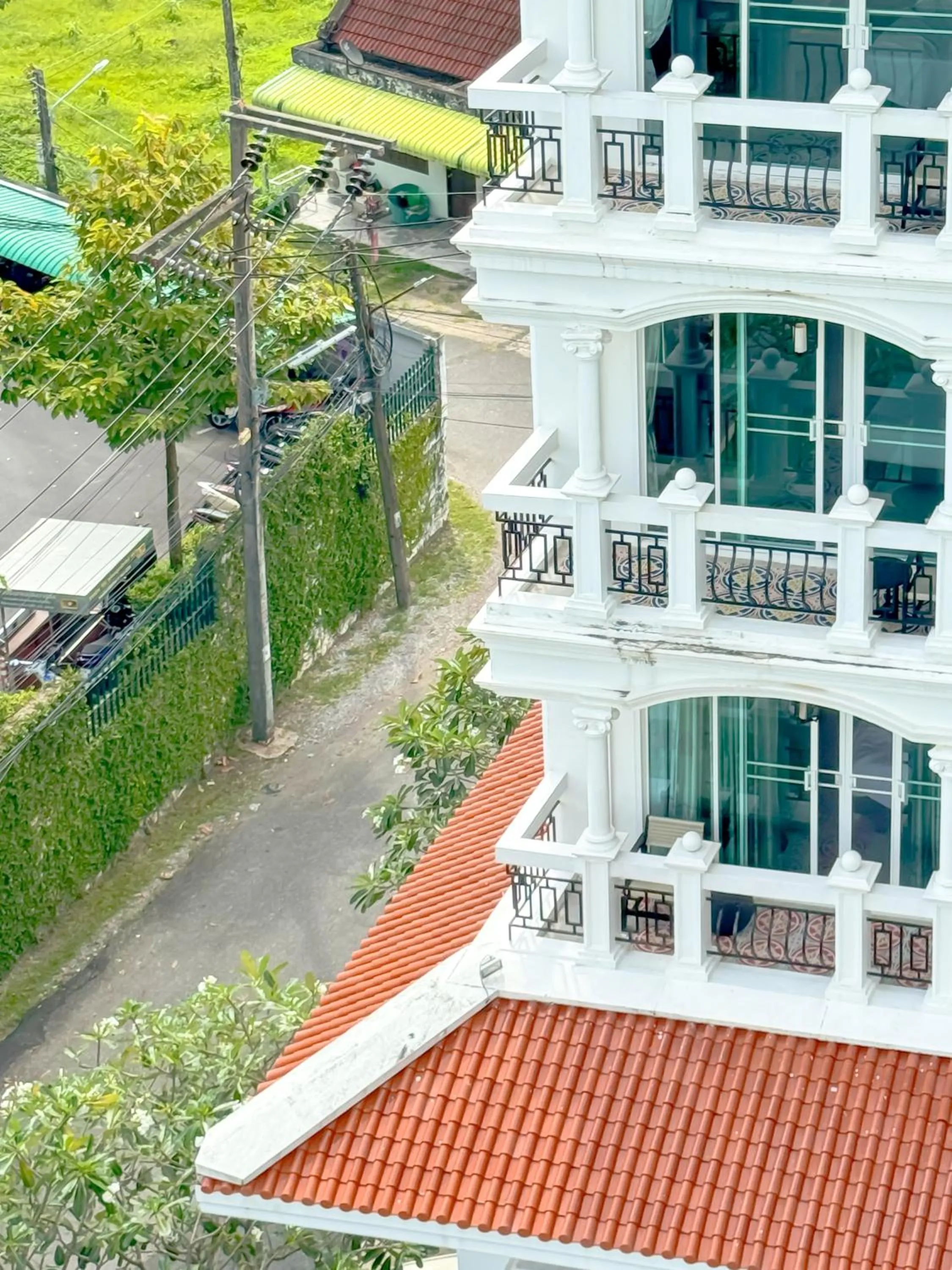 Property building in Grand Supicha City Hotel