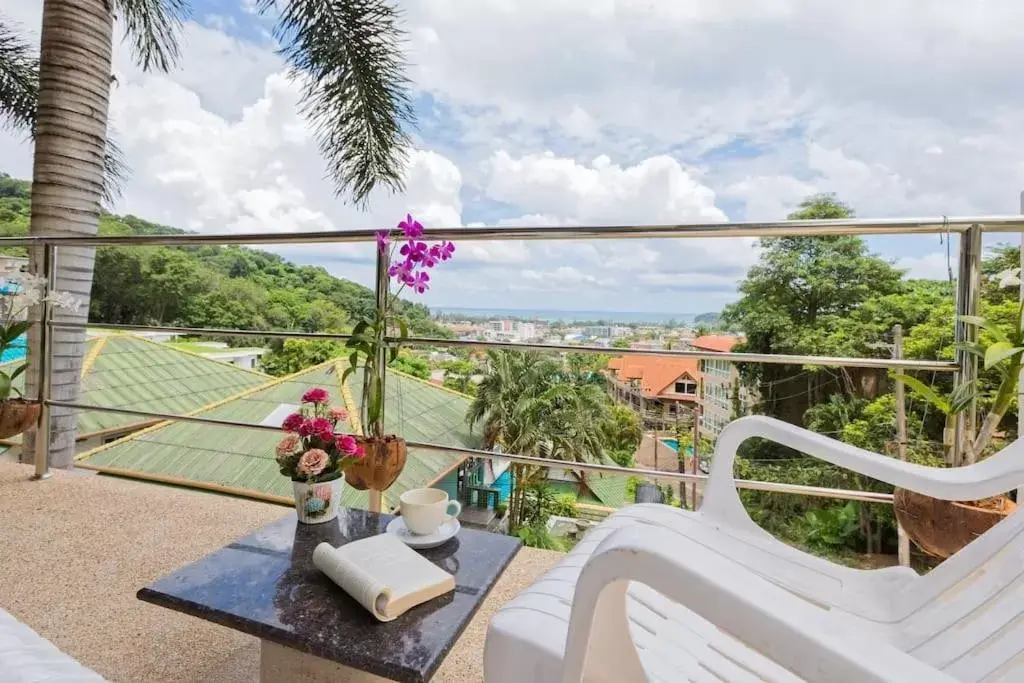 Balcony/Terrace in Mountain Seaview Luxury Apartments