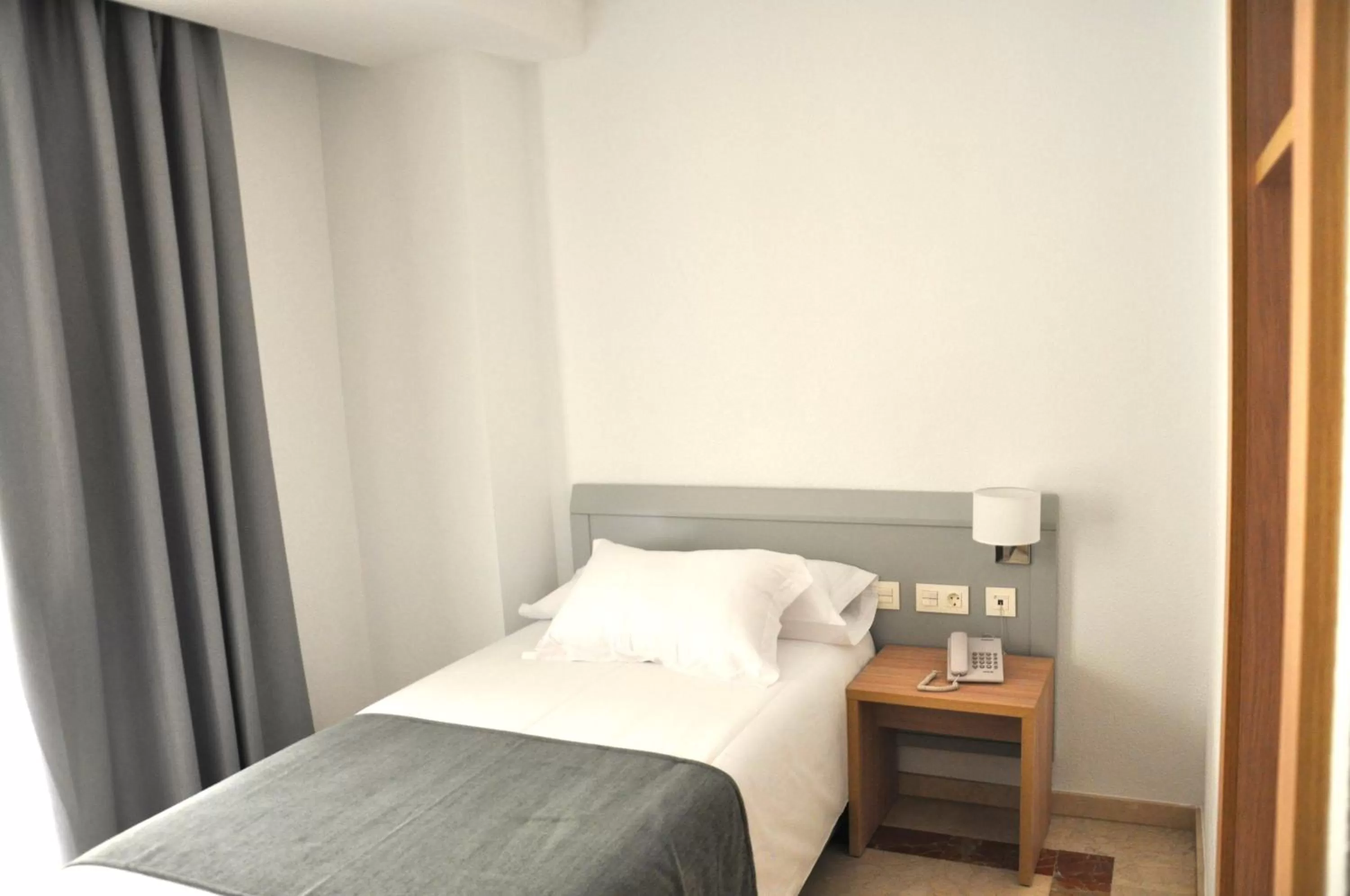 Bedroom, Bed in NEO HOTEL