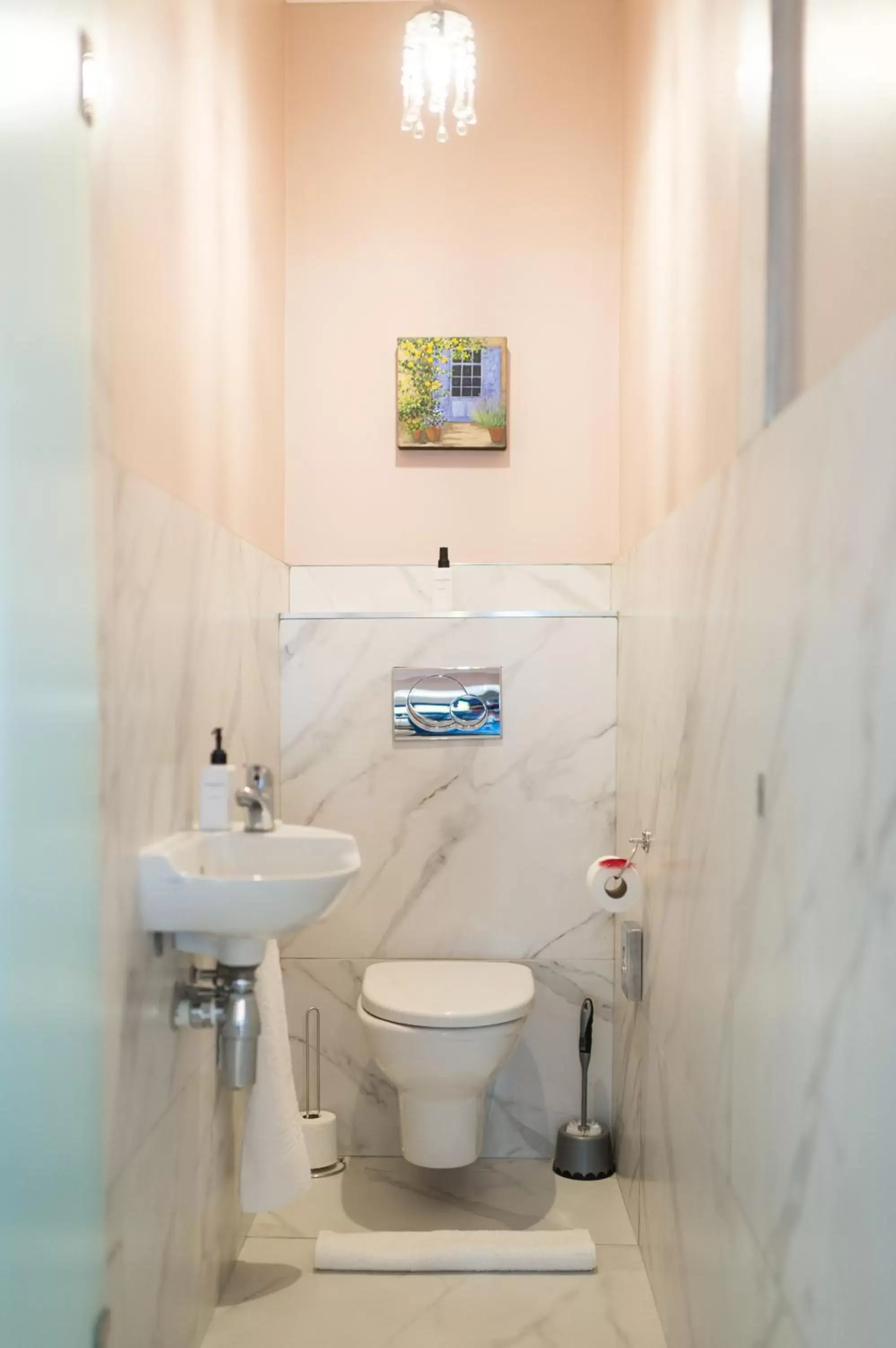 Toilet, Bathroom in Batavia Boutique Hotel