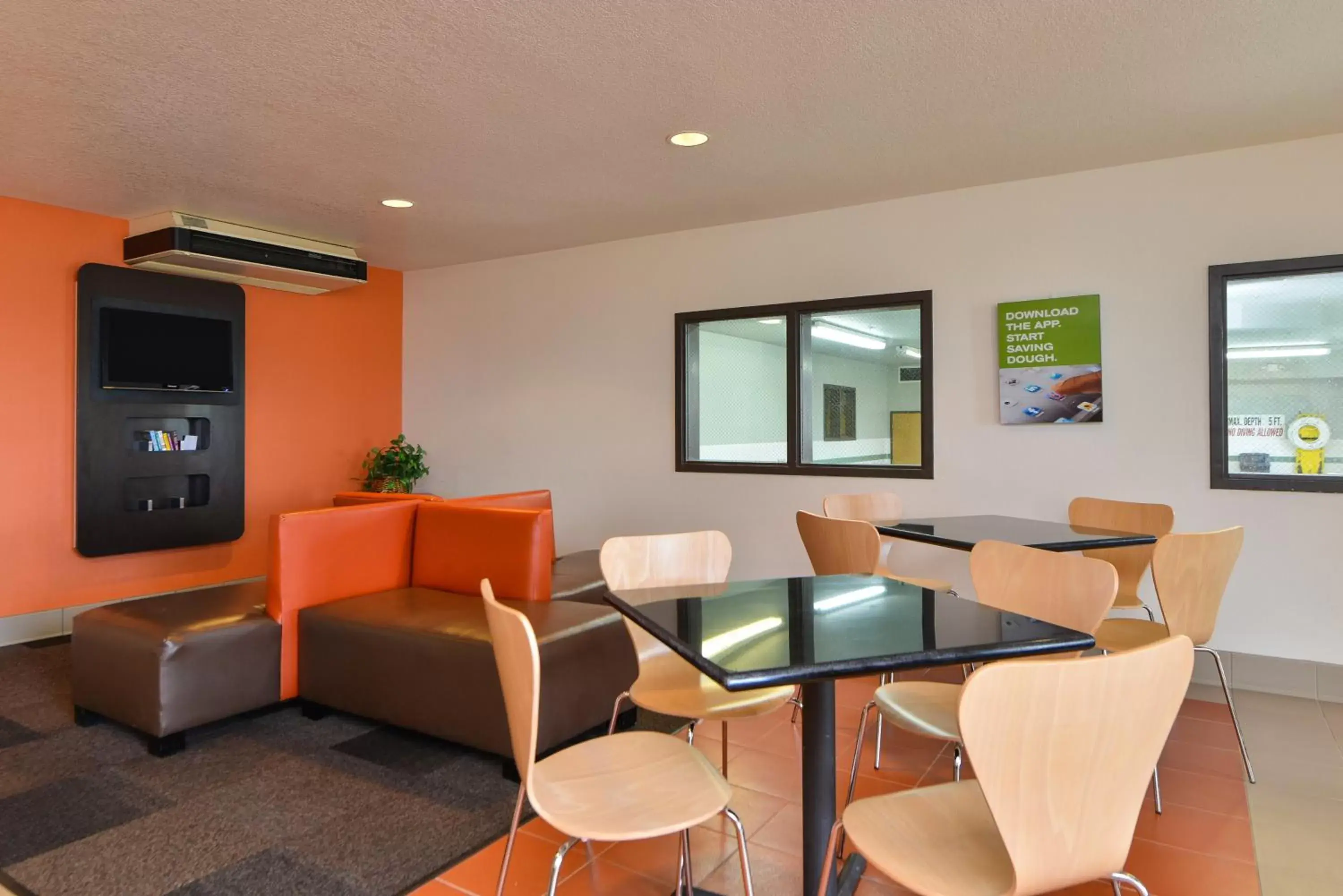 Lobby or reception, Lounge/Bar in Motel 6-Meridian, ID - Boise W