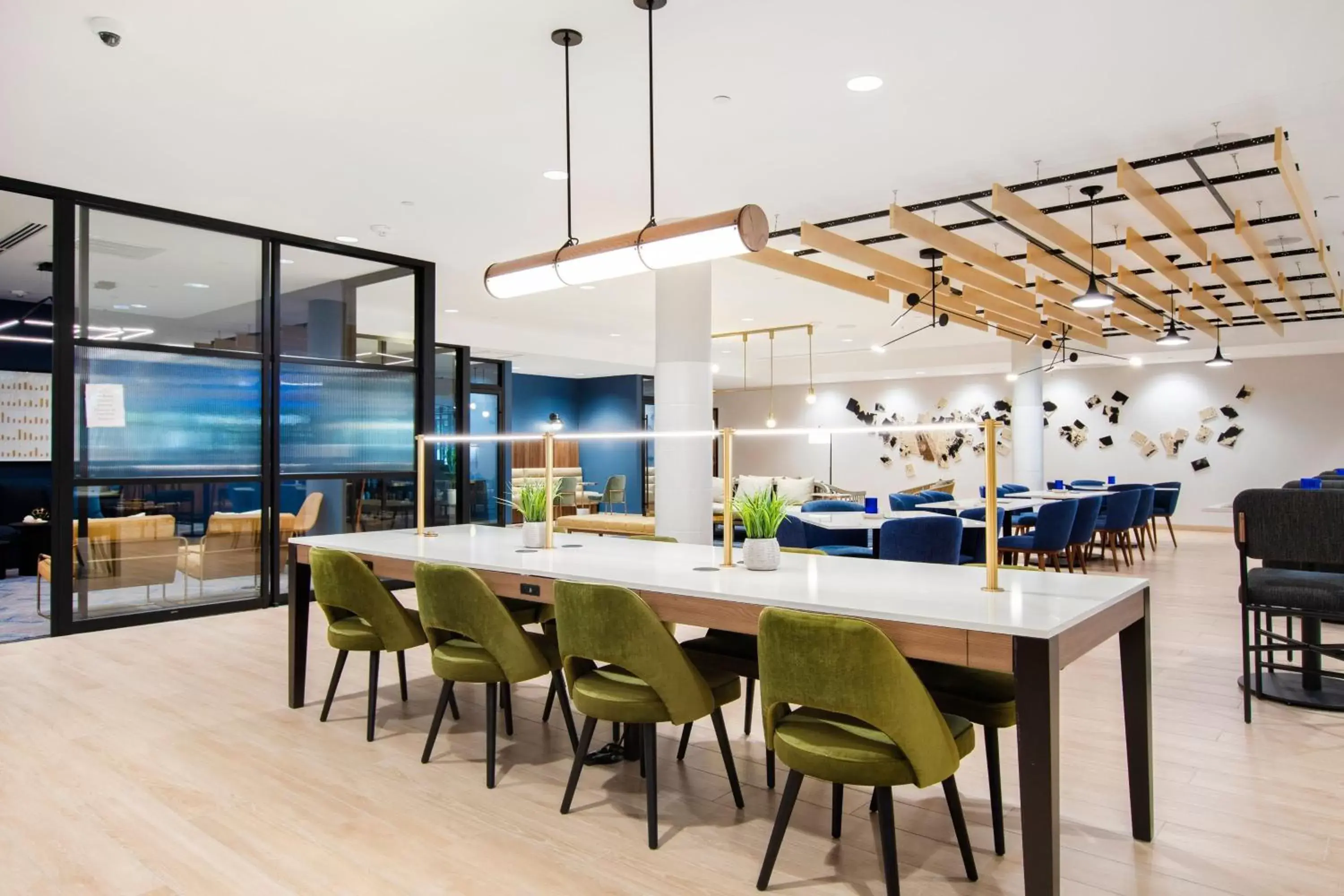 Lobby or reception in Sheraton Chapel Hill