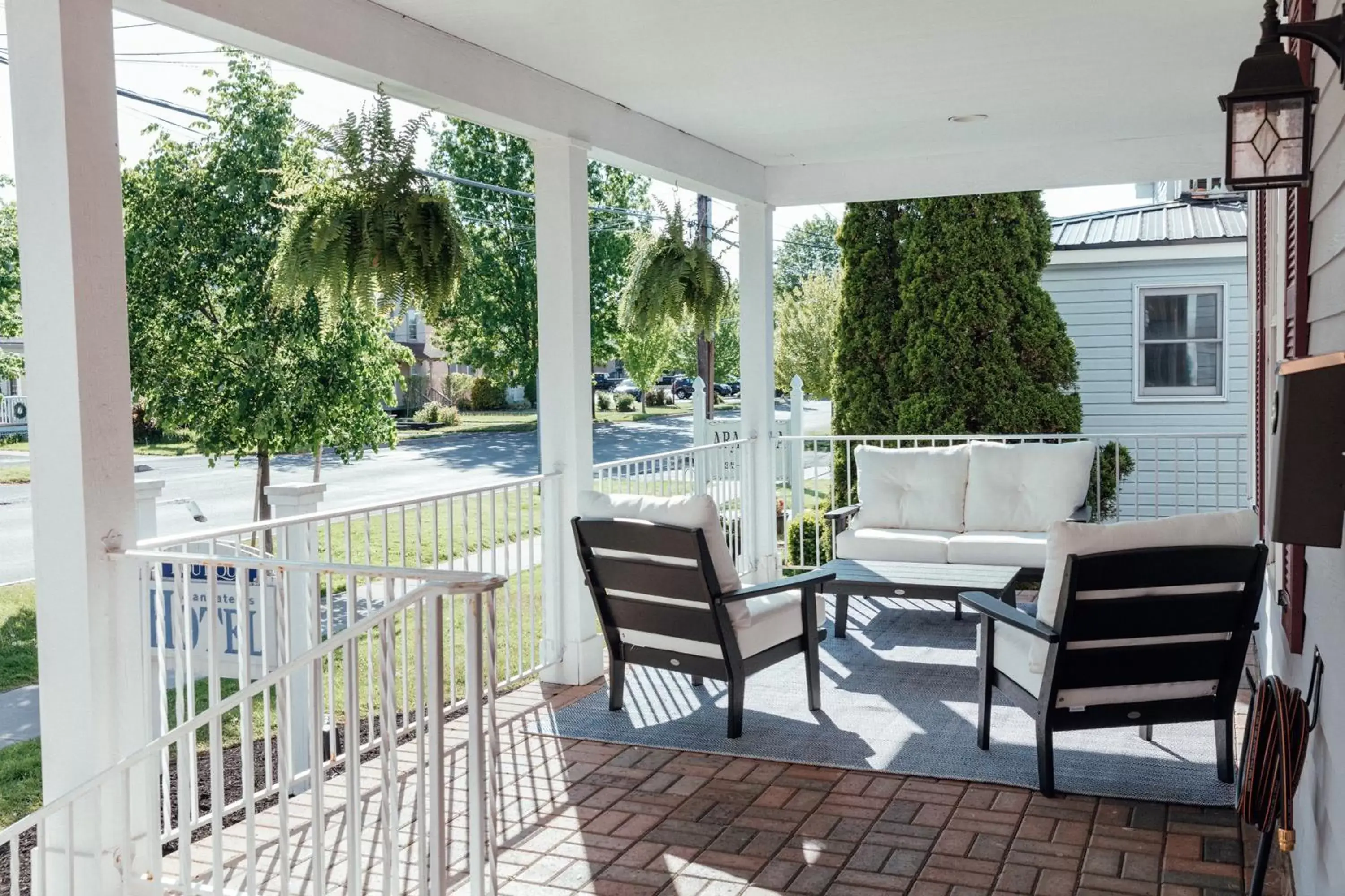 Patio, Balcony/Terrace in Skaneateles Suites Boutique Hotel