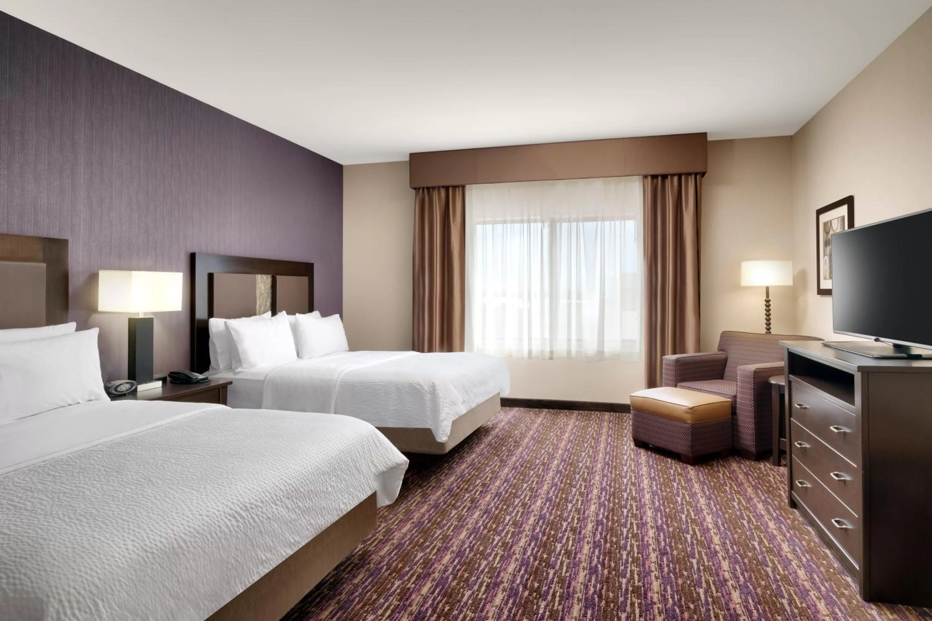 Bed in Holiday Inn Express Hotel & Suites Billings by IHG