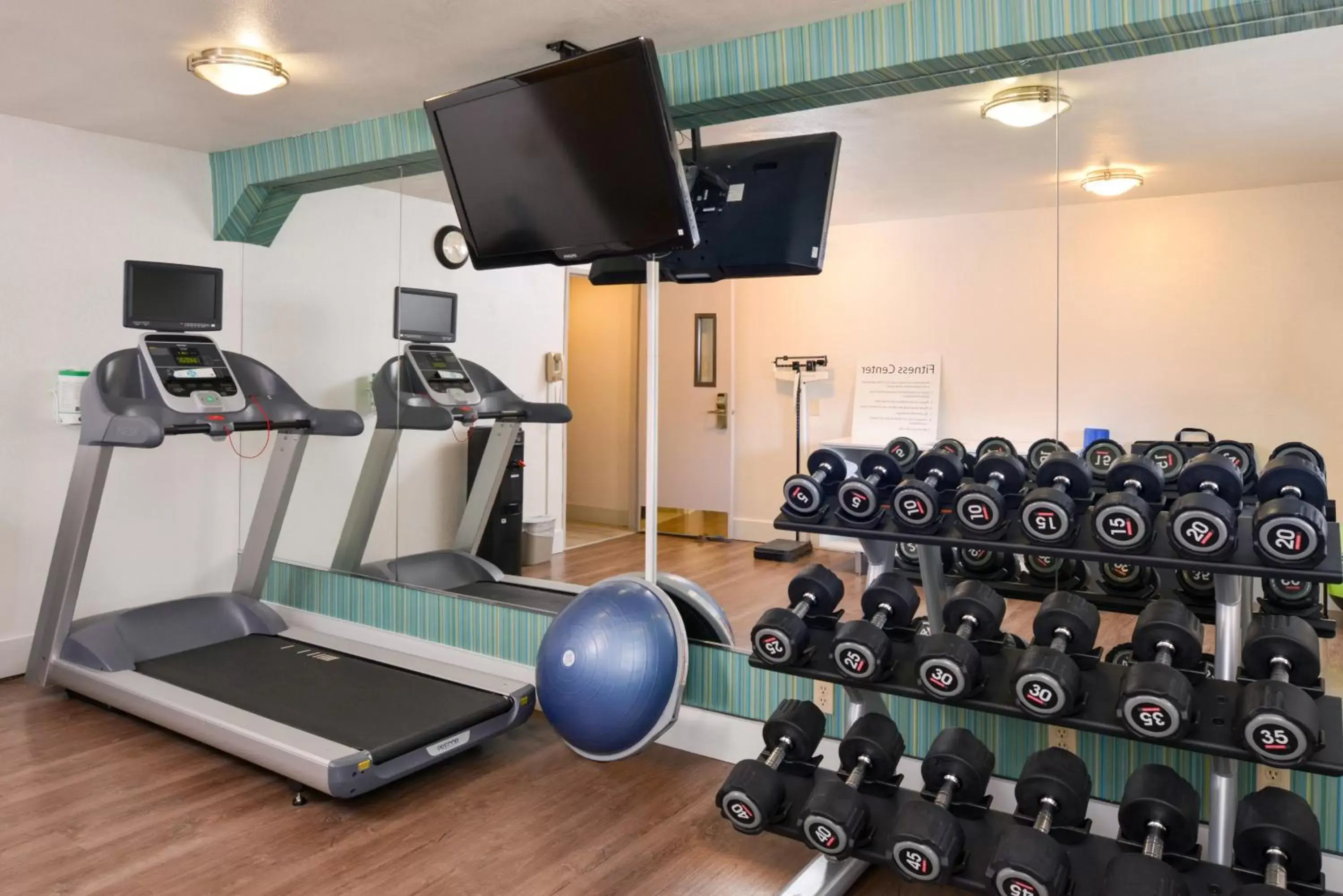 Fitness centre/facilities, Fitness Center/Facilities in Holiday Inn Express Palm Desert, an IHG Hotel