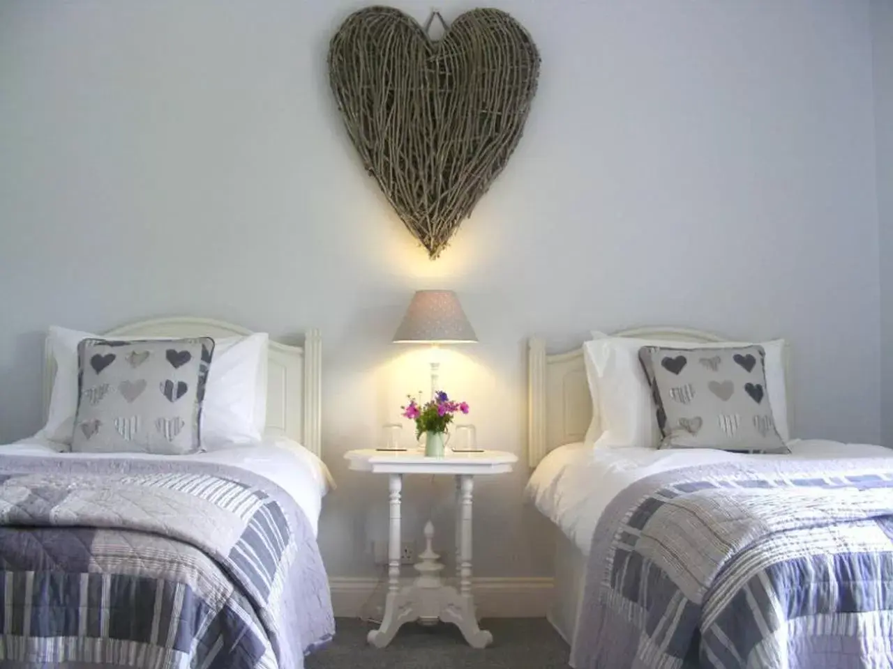 Twin Room with Private Bathroom in Lobhill Farmhouse Bed and Breakfast and Self Catering Accommodation