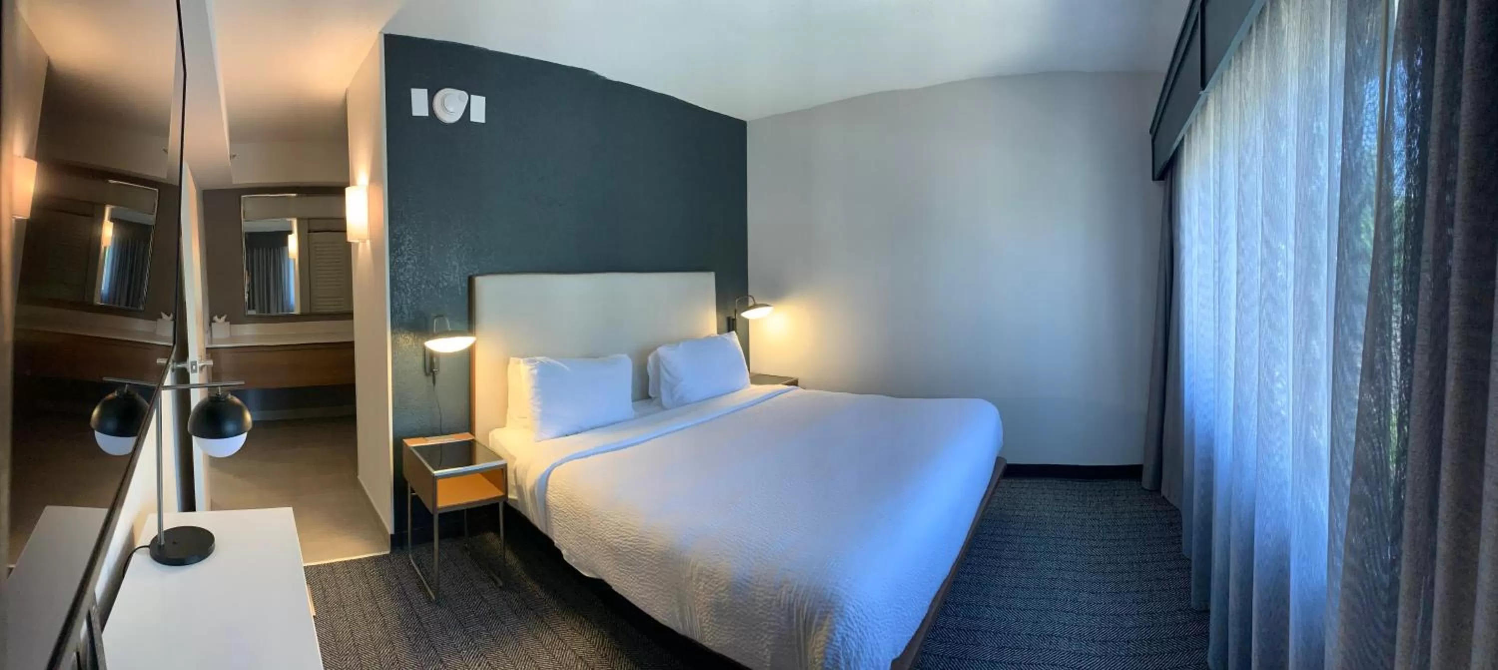 Bedroom, Bed in Courtyard by Marriott Charlotte Ballantyne