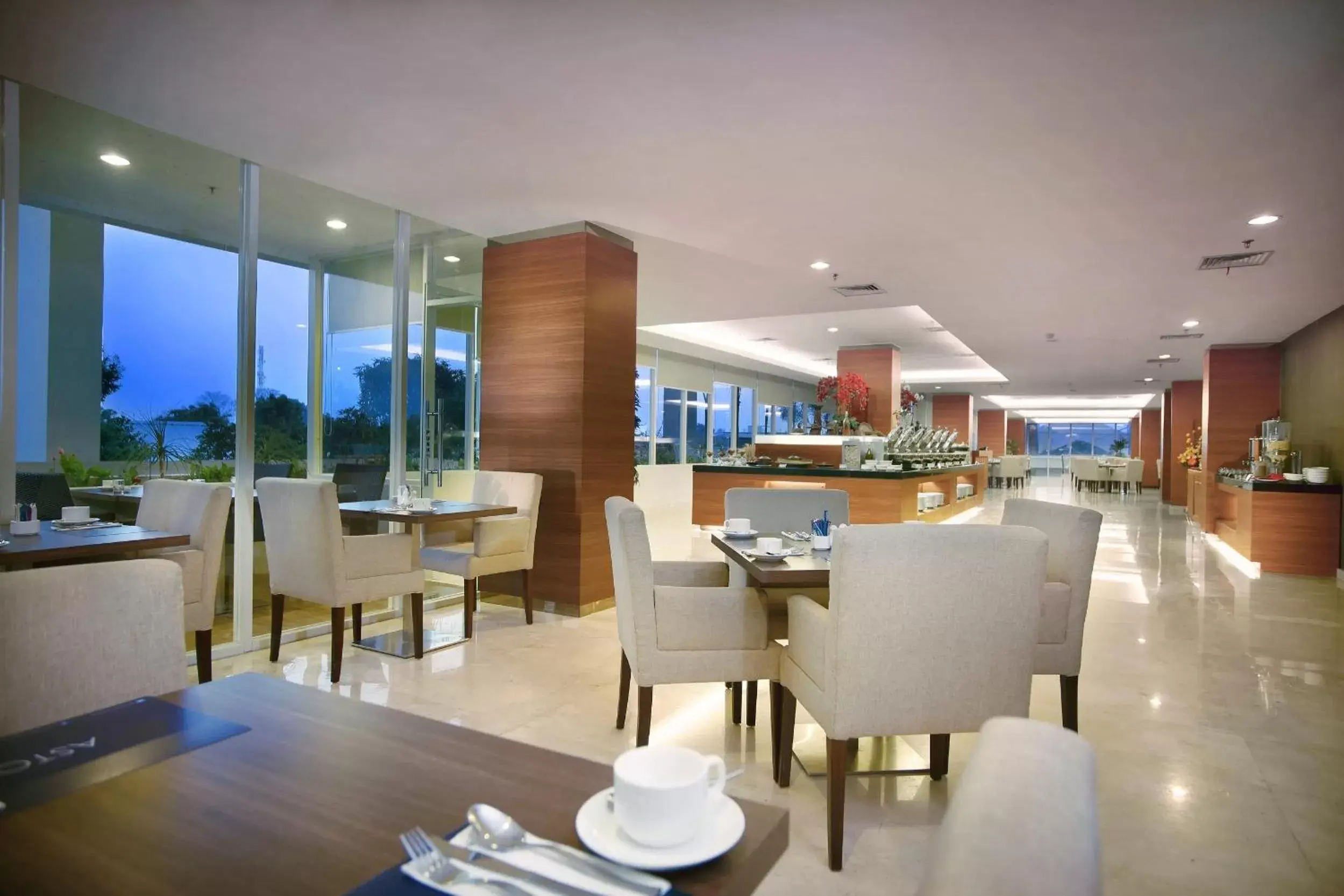 Restaurant/places to eat in Aston Madiun Hotel & Conference Center Restaurant/places to eat in Aston Madiun Hotel & Conference Center