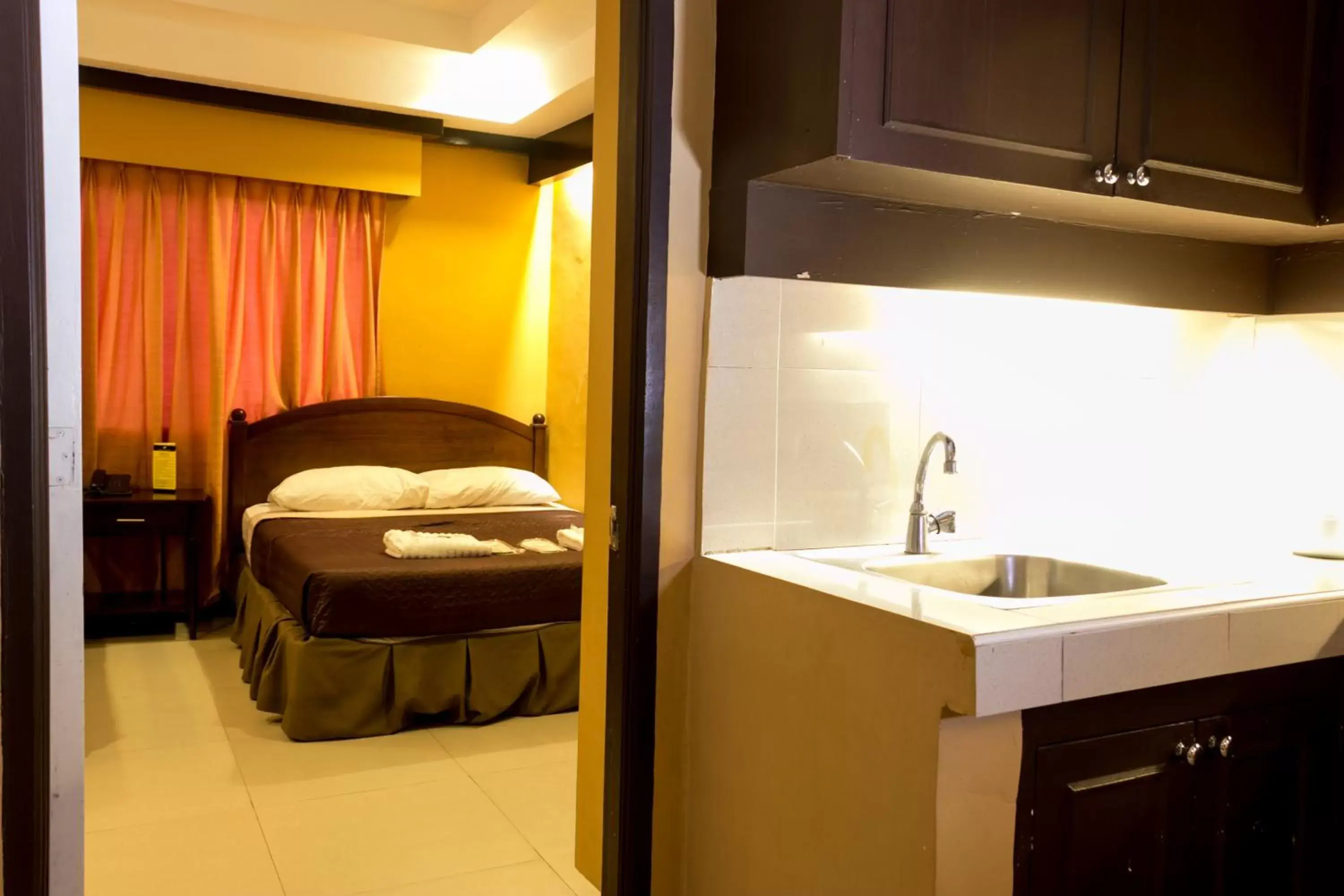 Kitchen or kitchenette, Kitchen/Kitchenette in Tagaytay Country Hotel