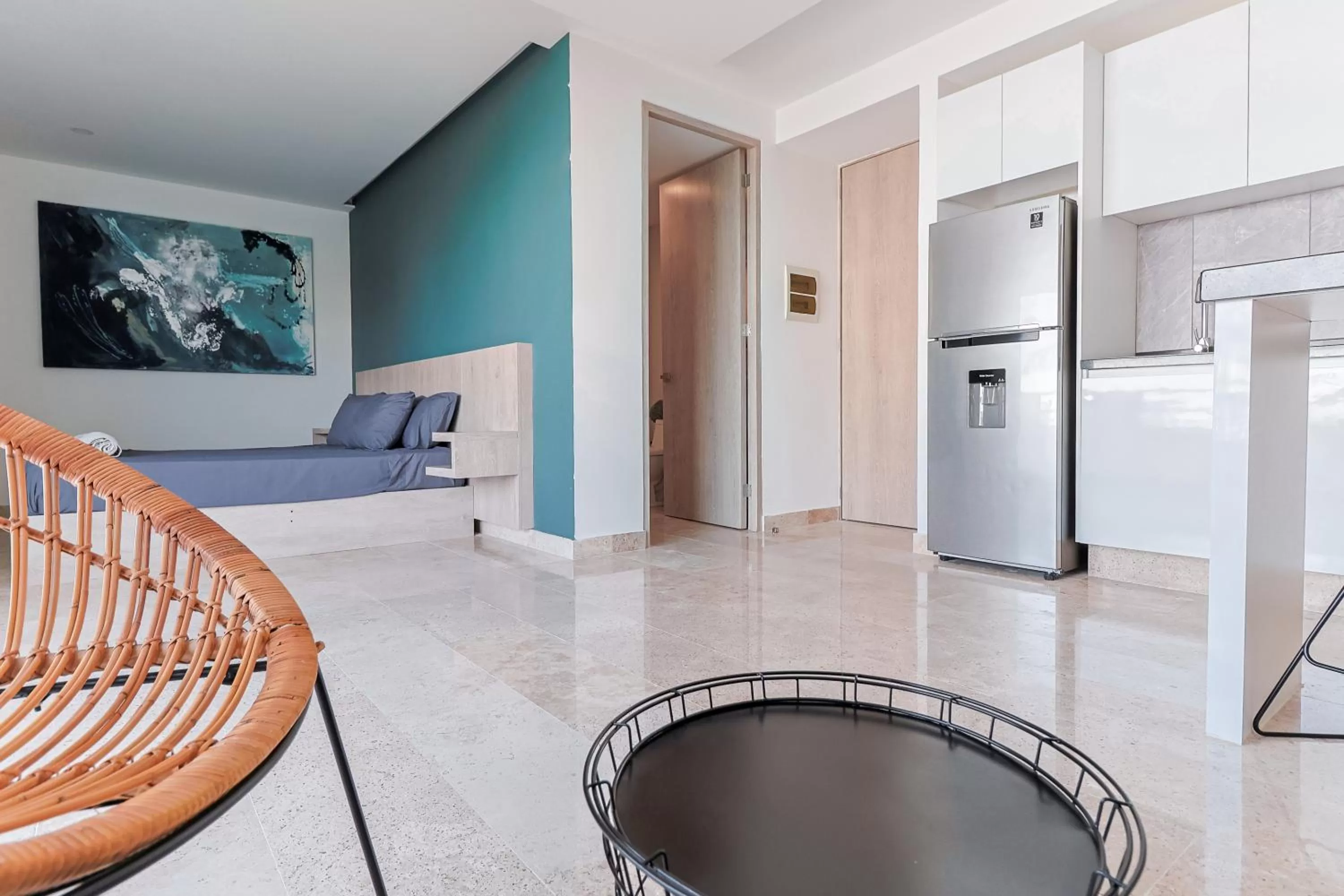 Bed, Kitchen/Kitchenette in Torre Diez