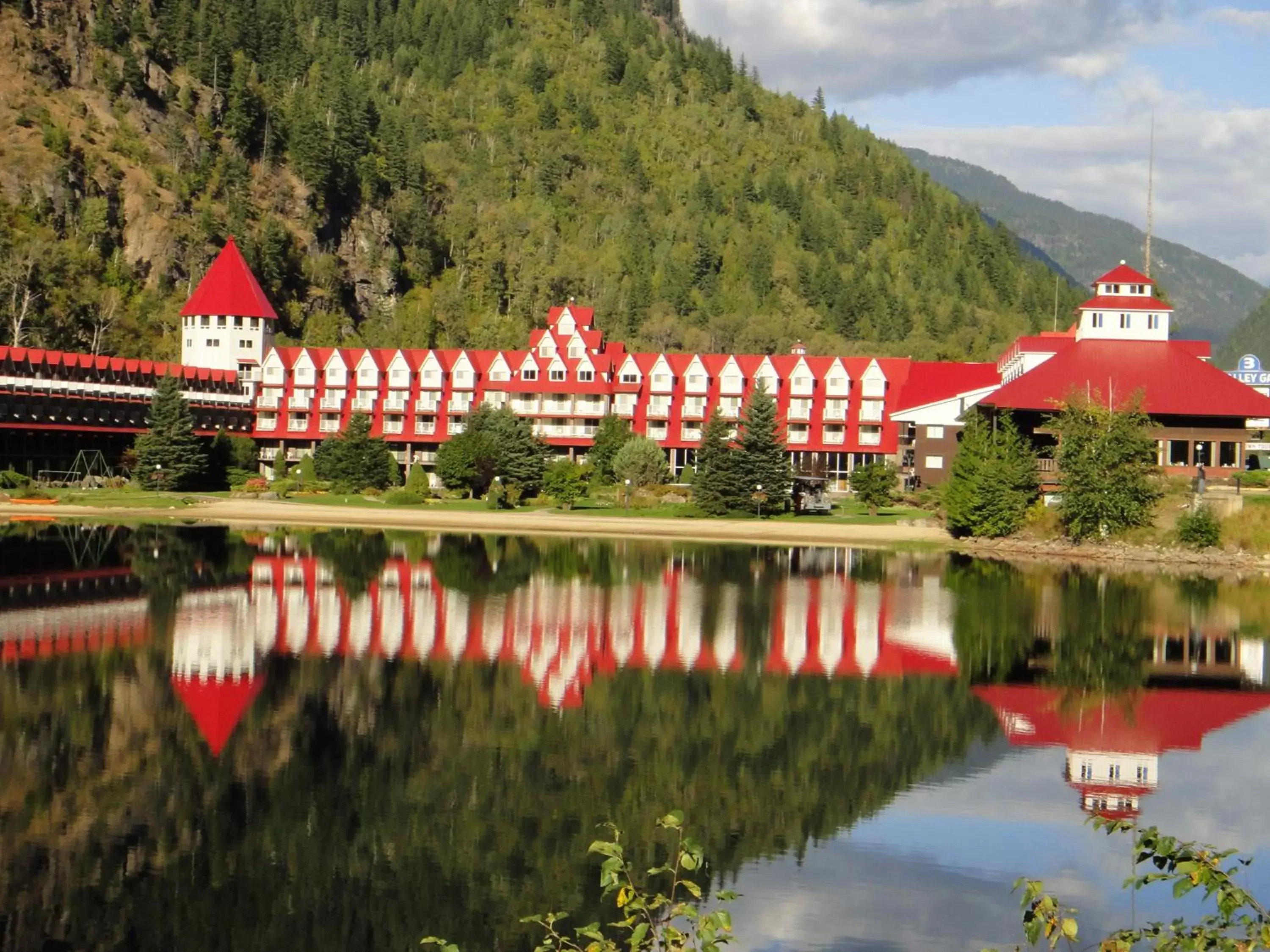 Property Building in Three Valley Lake Chateau