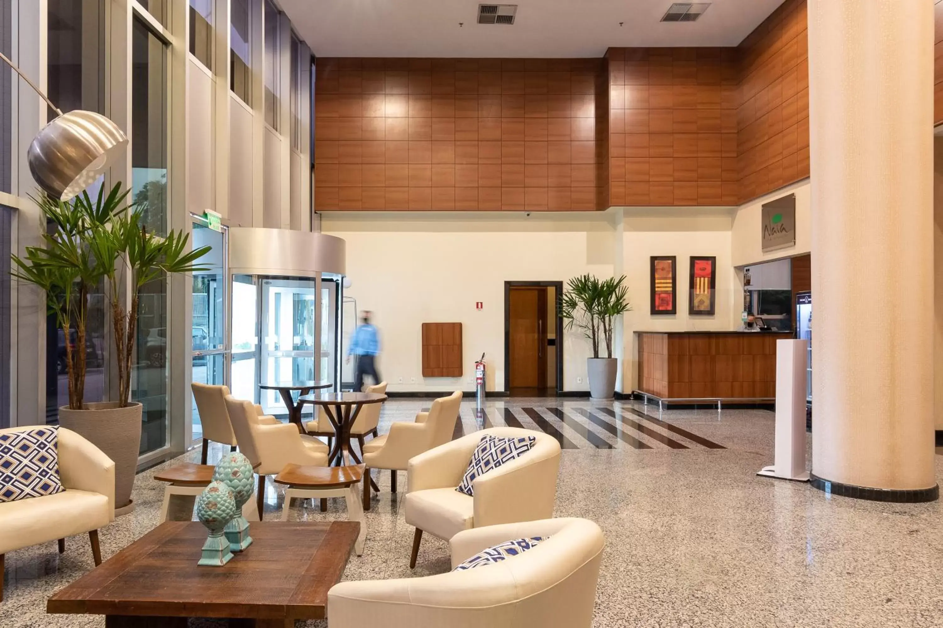 Property building, Lobby/Reception in Holiday Inn Manaus, an IHG Hotel