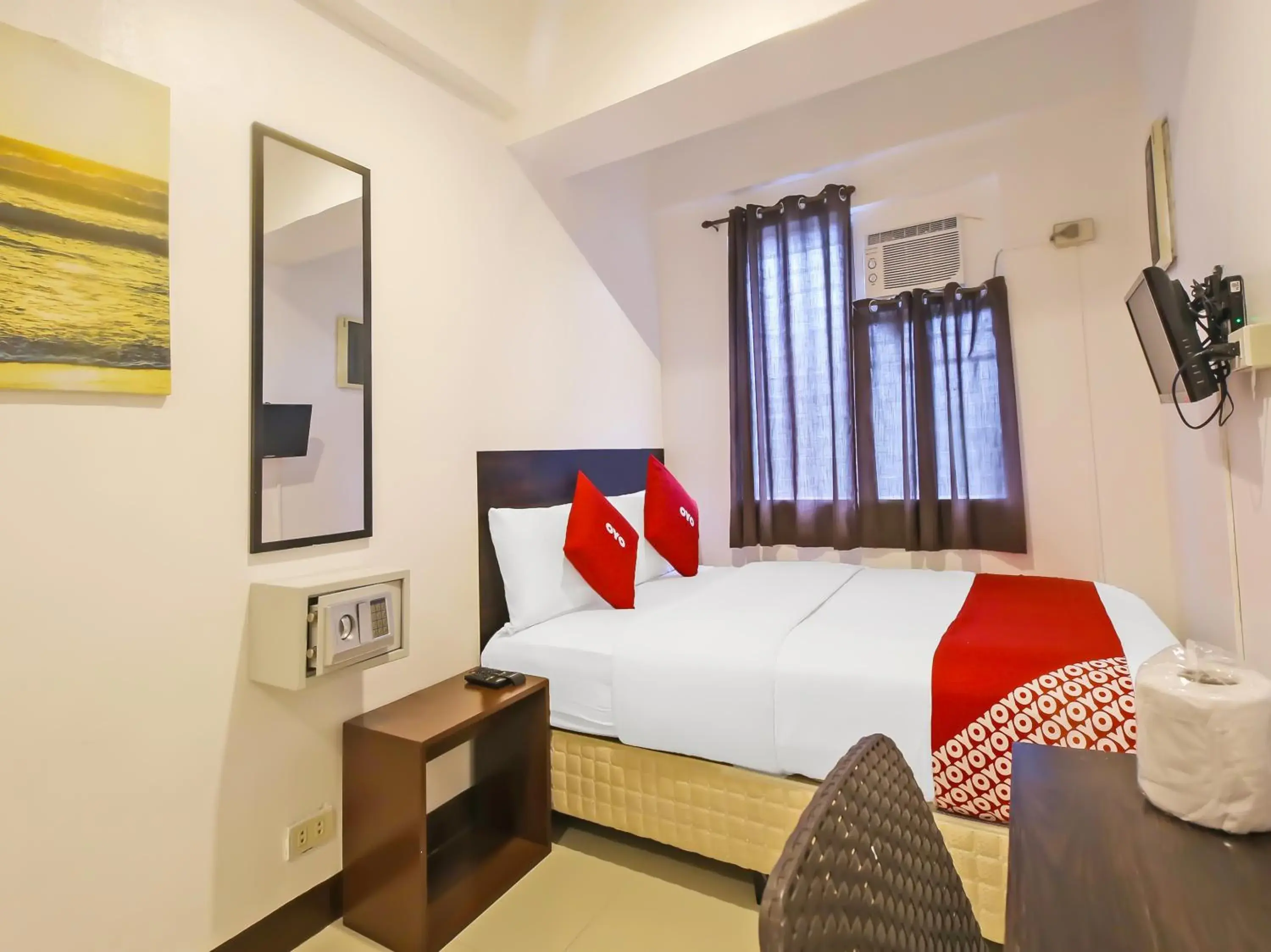 Bedroom, Bed in OYO 882 City Stay Inns Makati City Hall