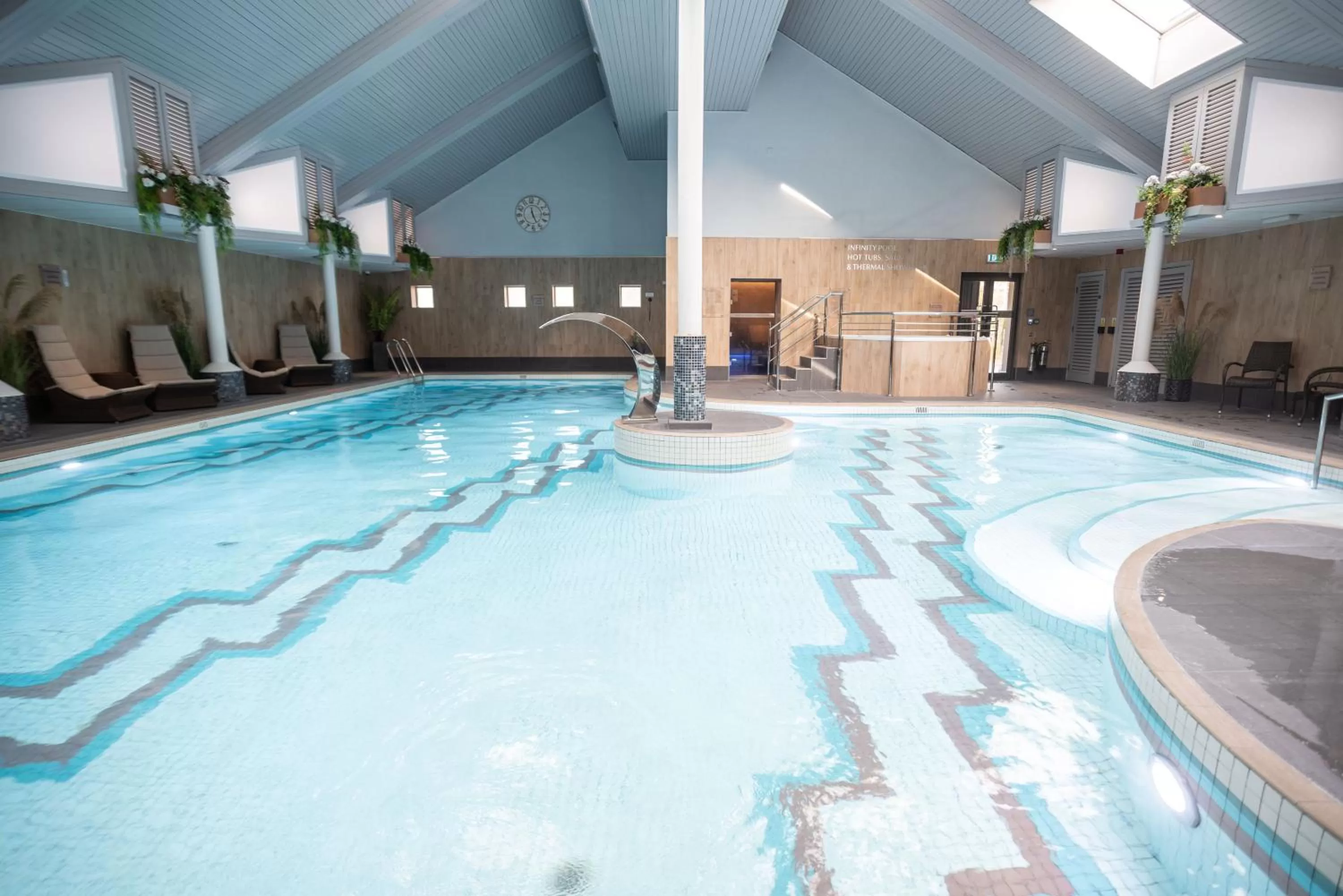 Pool view in Low Wood Bay