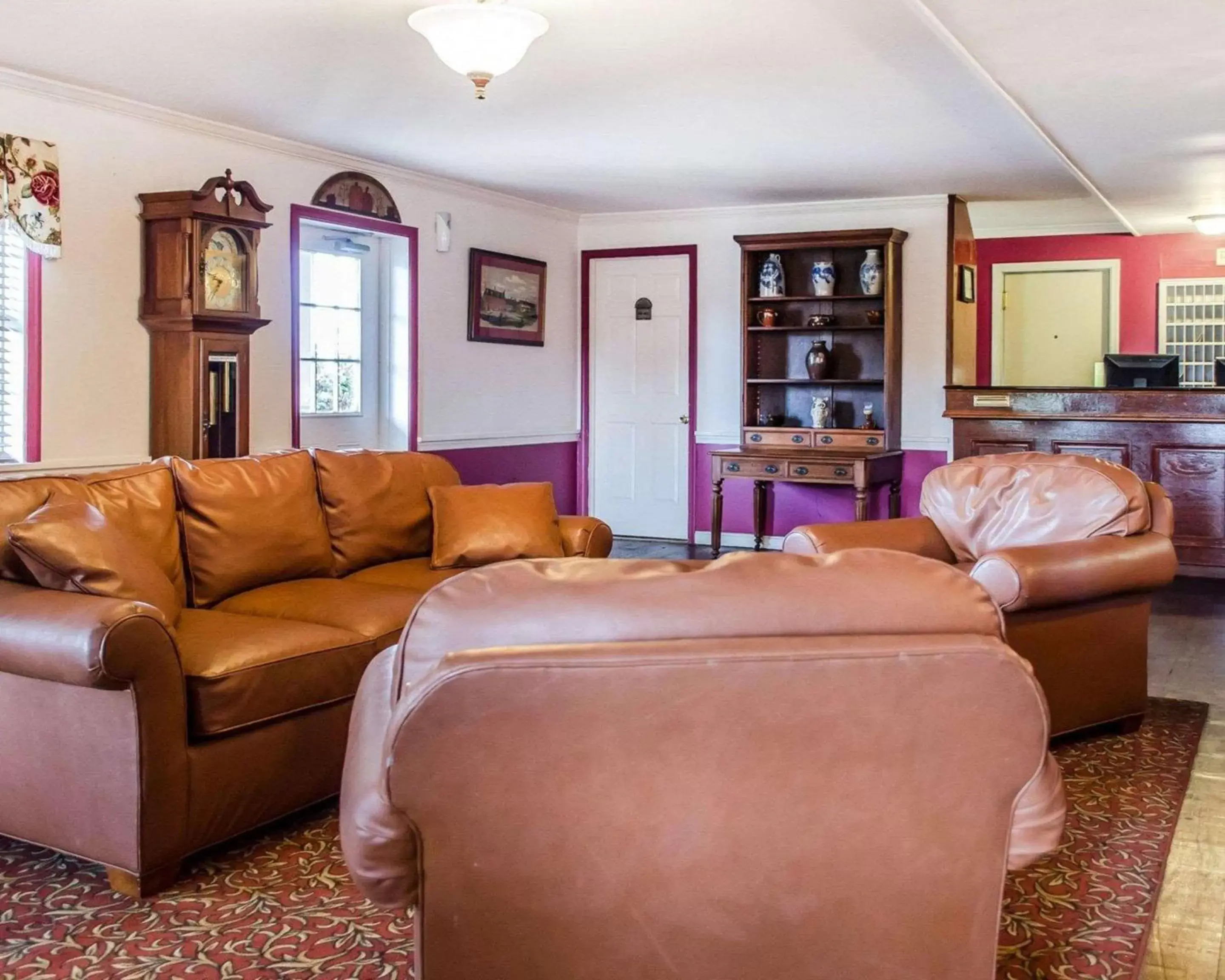 Lobby or reception in Clarion Inn Strasburg - Lancaster Lobby or reception in Clarion Inn Strasburg - Lancaster