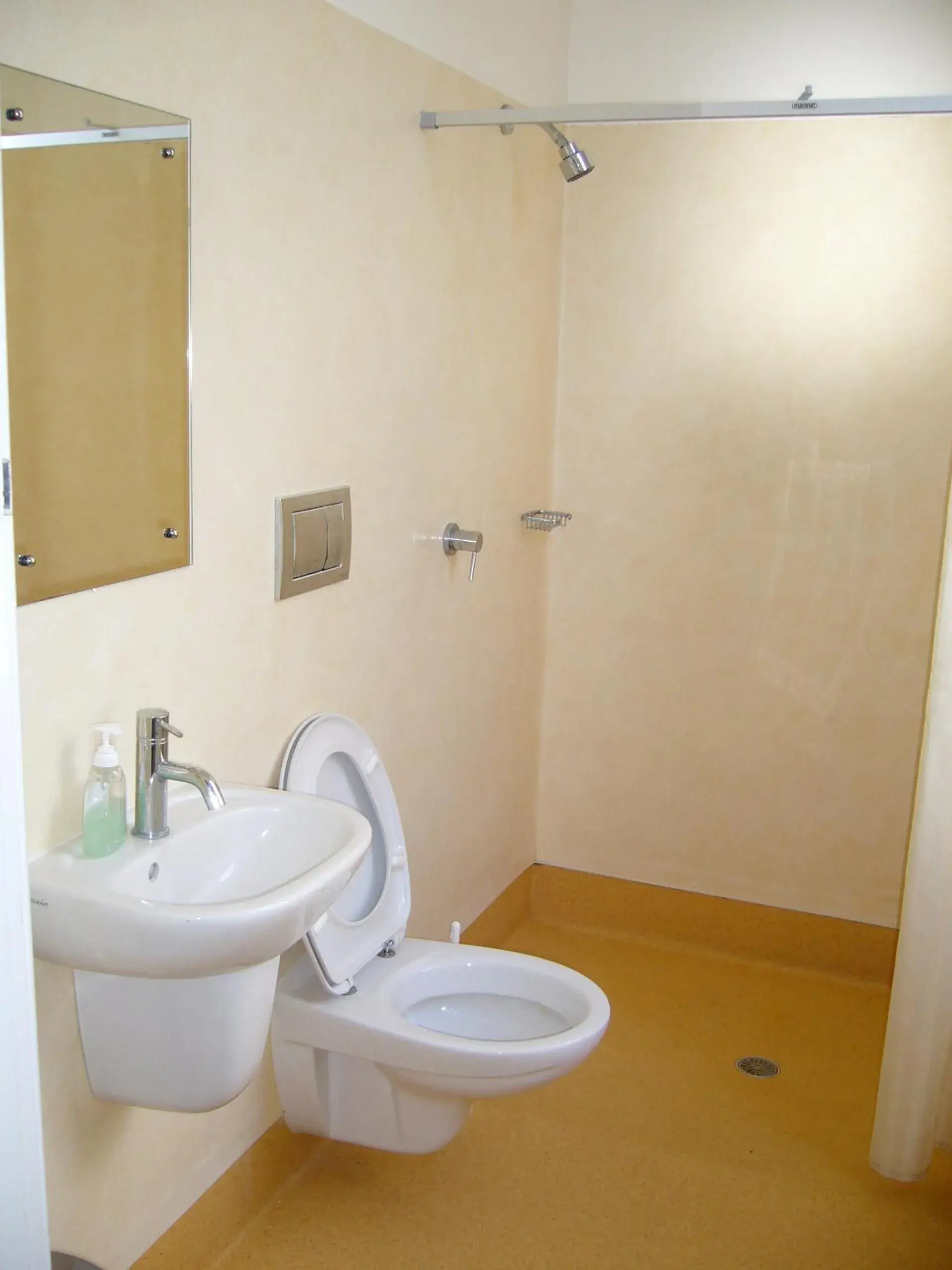 Bathroom in Verandahs Parkside Lodge