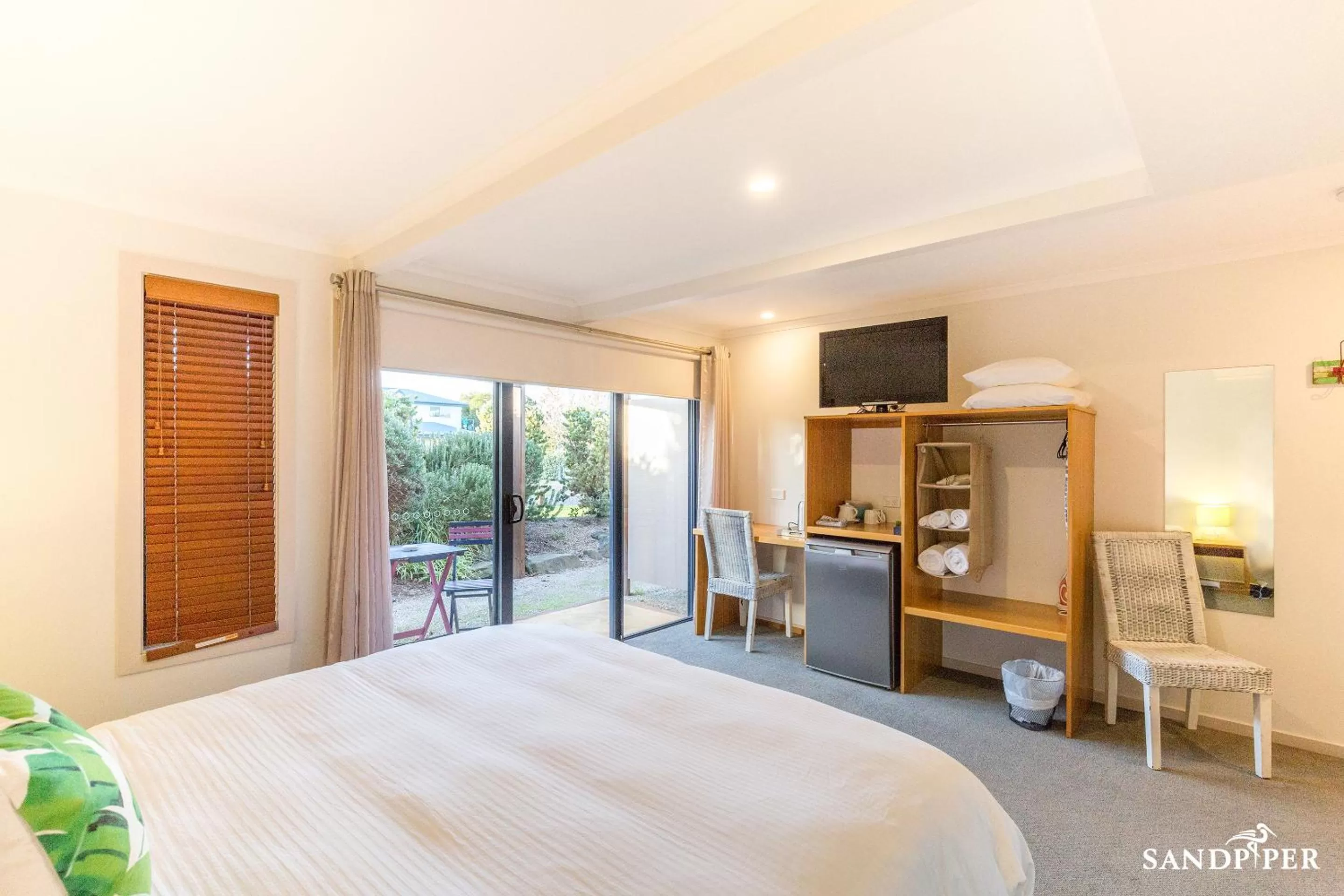 Photo of the whole room, Bed in Sandpiper Motel Apollo Bay