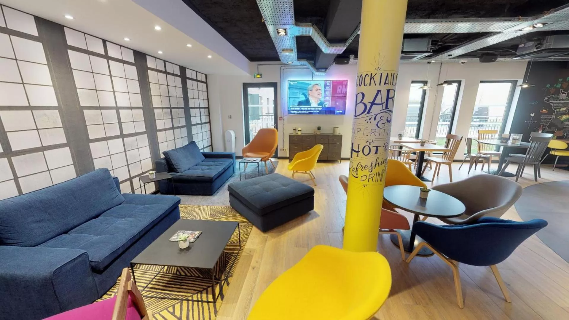 Living room in Campanile Fontainebleau