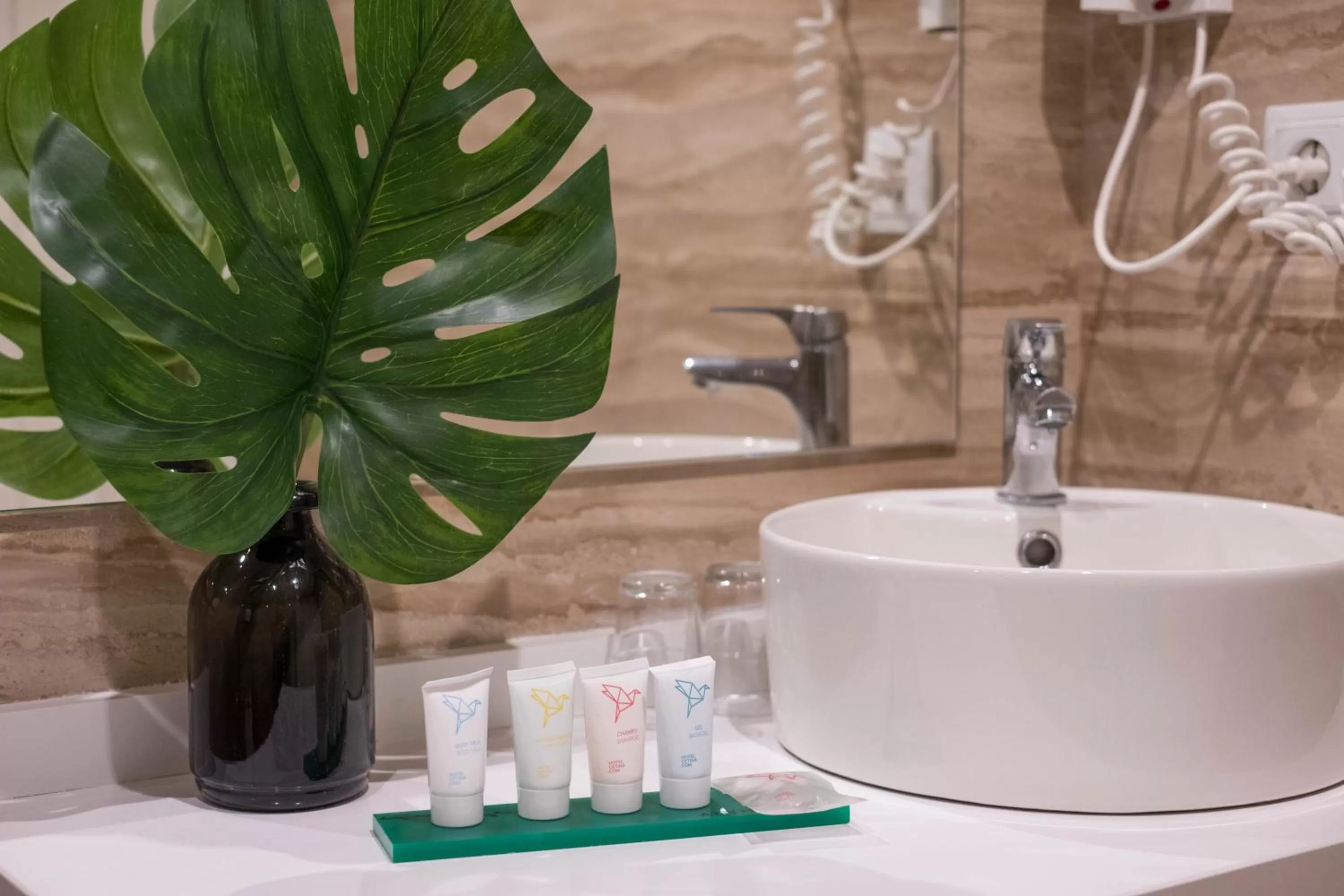 Bathroom in Hotel Cetina Murcia