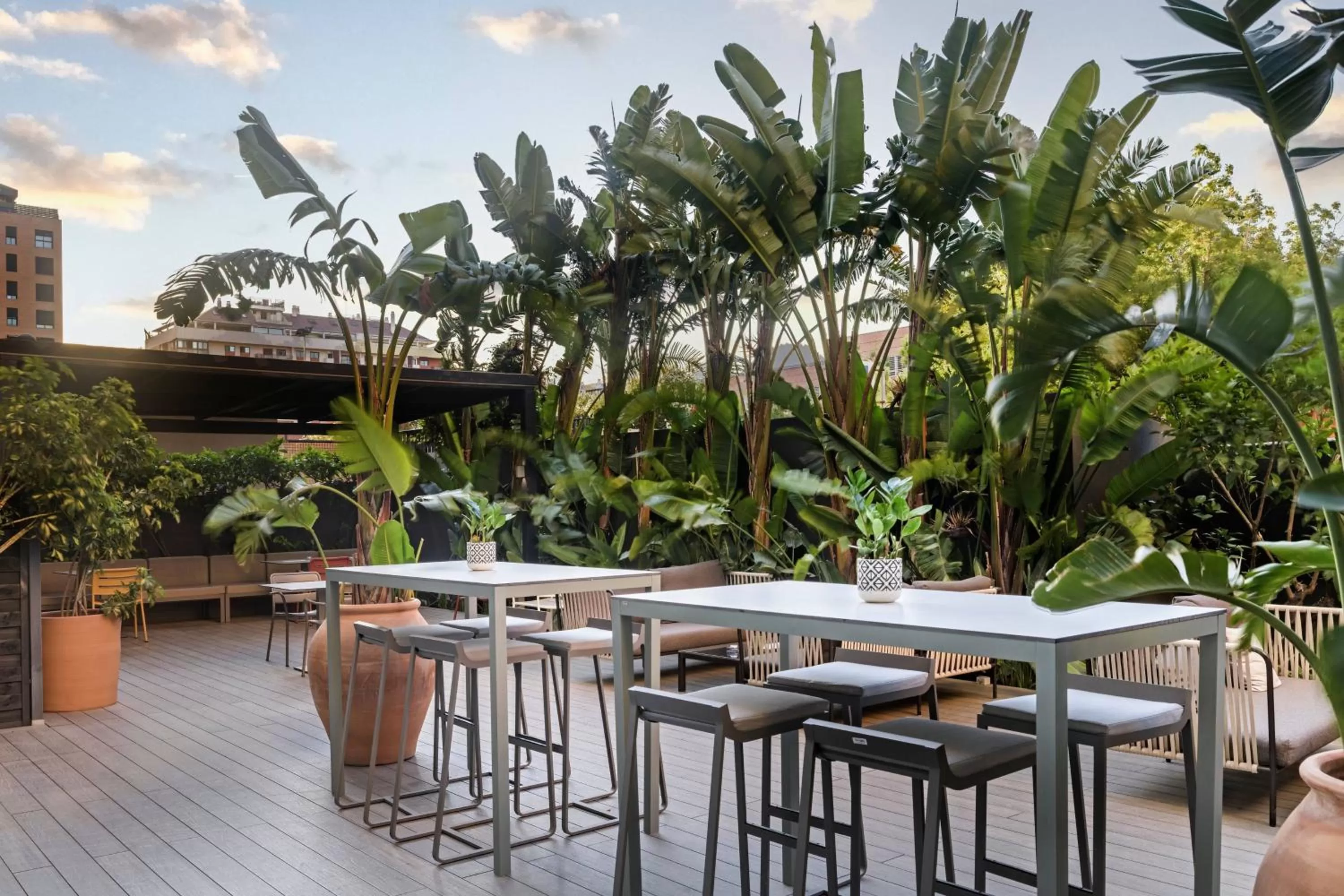 Lounge or bar in AC Hotel Valencia by Marriott