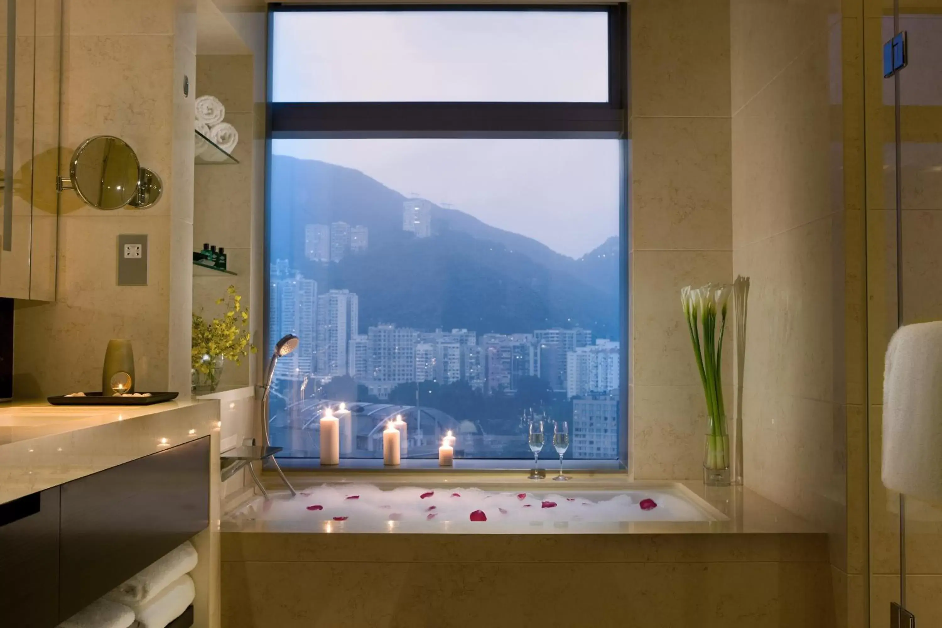 Bathroom in Crowne Plaza Hong Kong Causeway Bay, an IHG Hotel