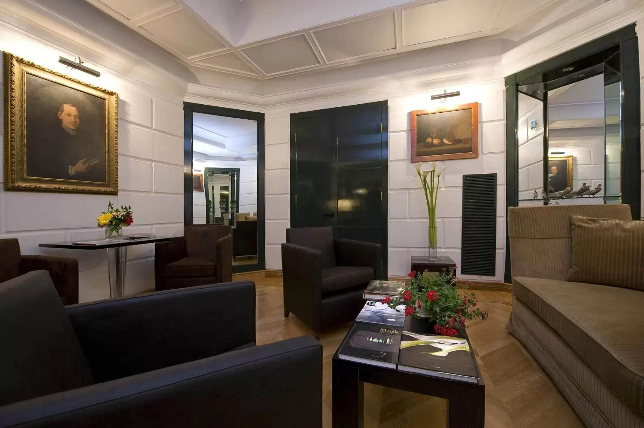 Lounge or bar in Duca d'Alba Hotel - Chateaux & Hotels Collection