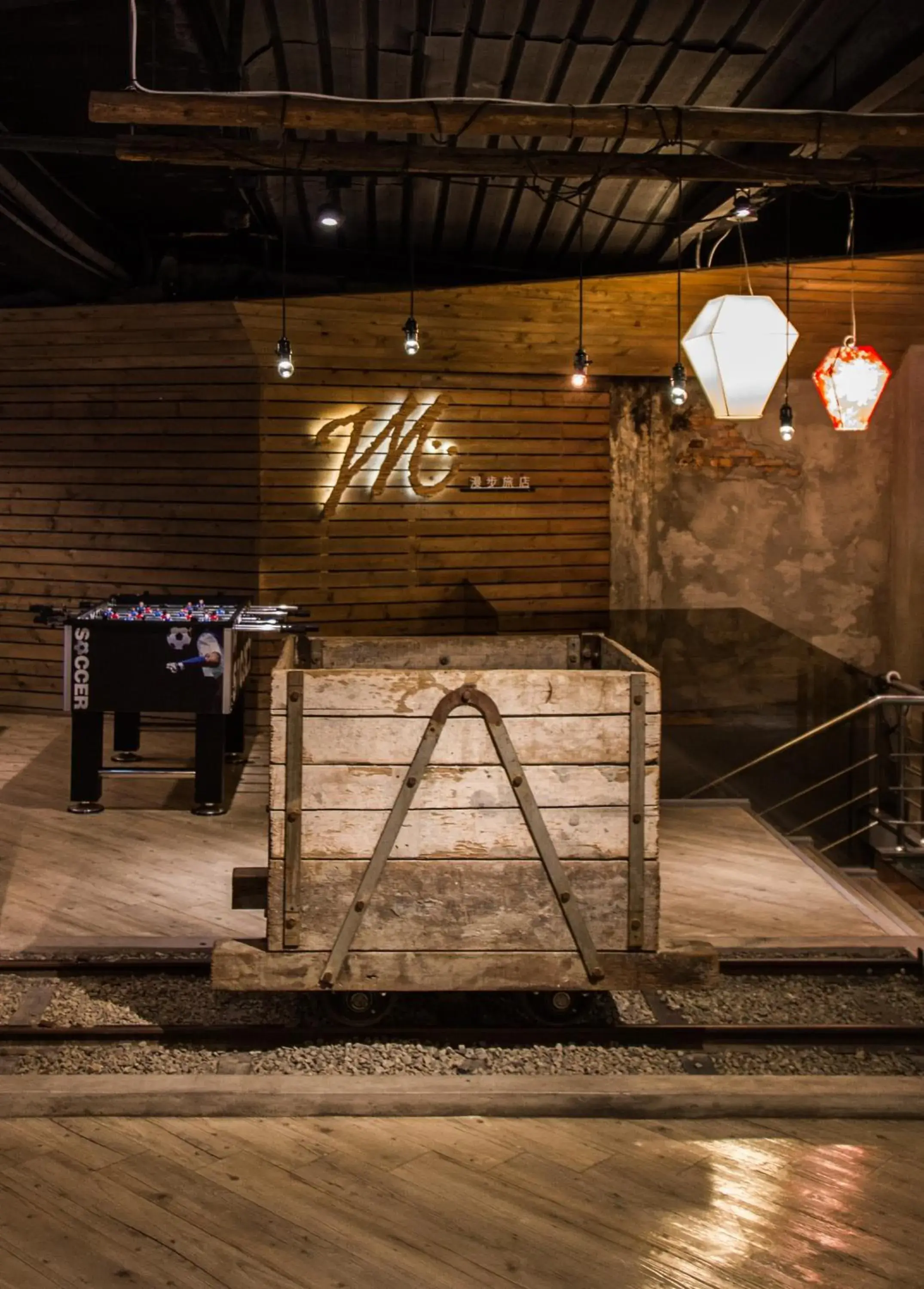 Seating area in Meander Taipei Hostel