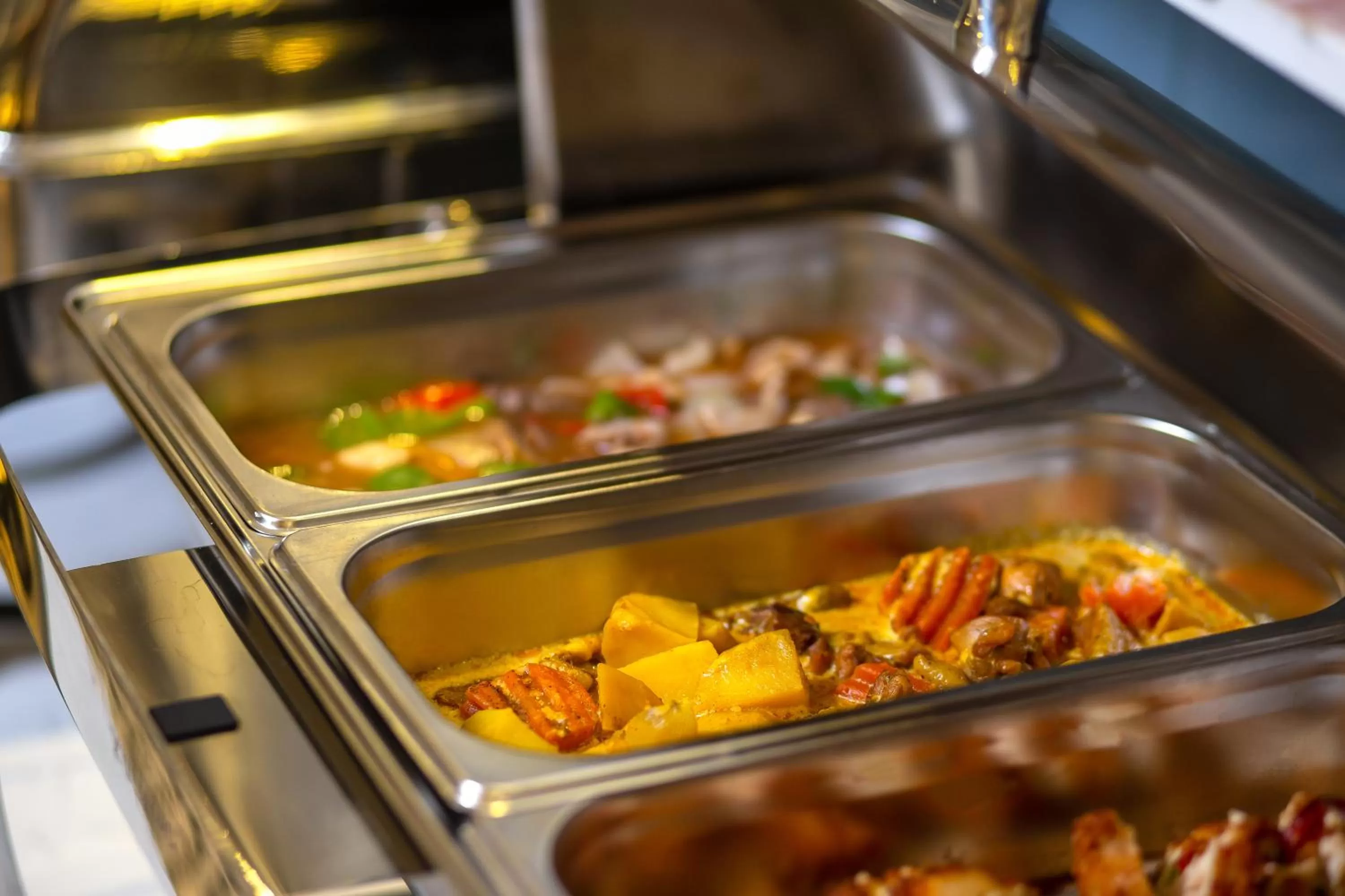 Restaurant/places to eat in 22land Residence Hotel 71 Hang Bong Premium