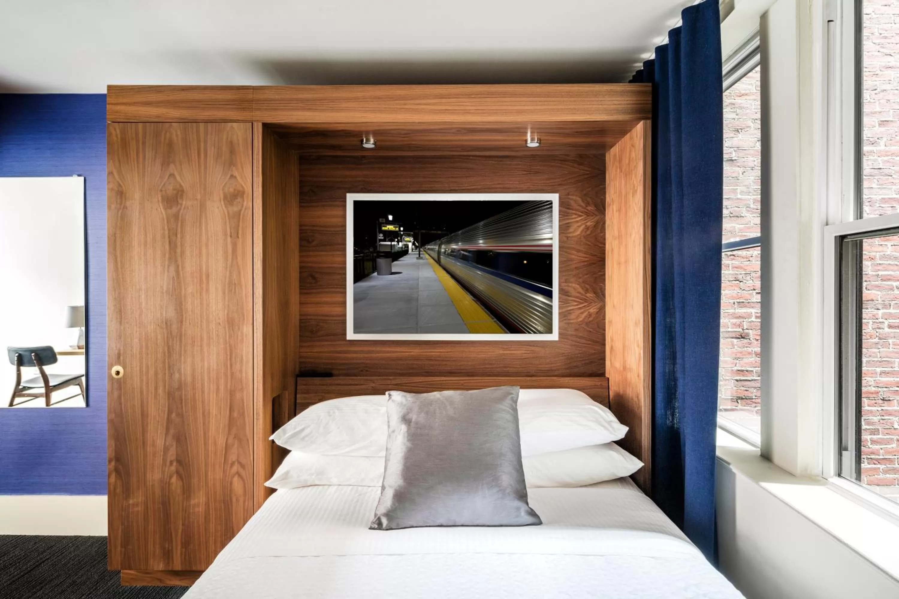 Bed in Found Hotel Boston Common