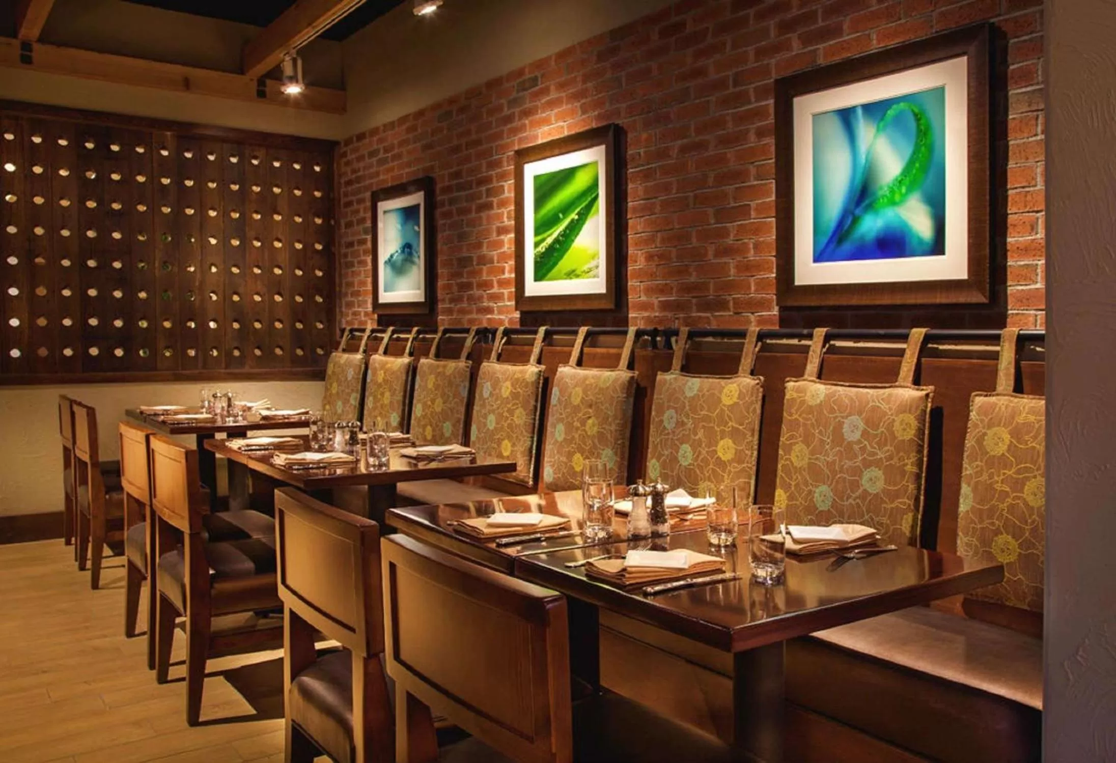 Restaurant/places to eat in Hilton Concord