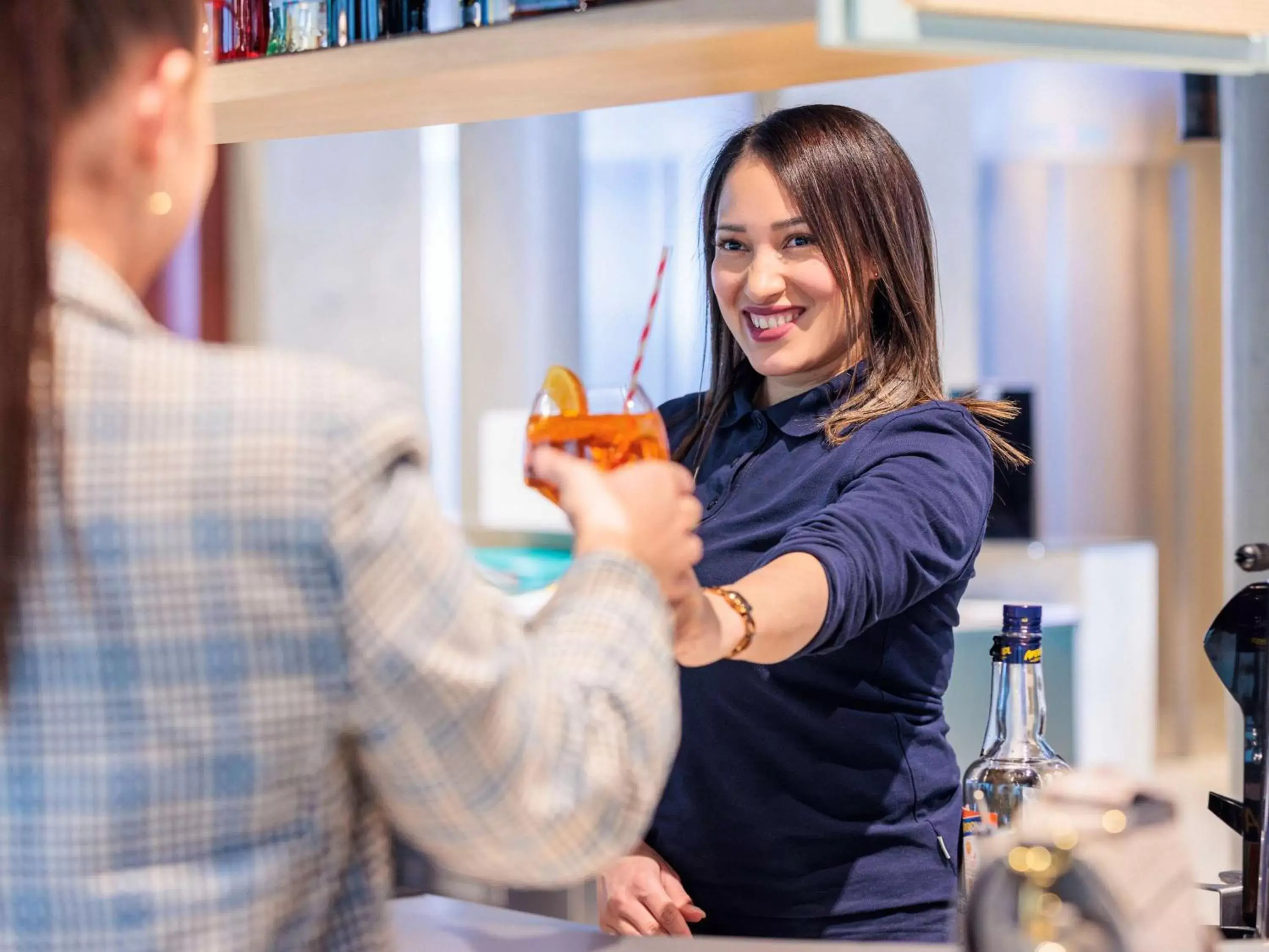 Lounge or bar in ibis Styles Bern City Lounge or bar in ibis Styles Bern City