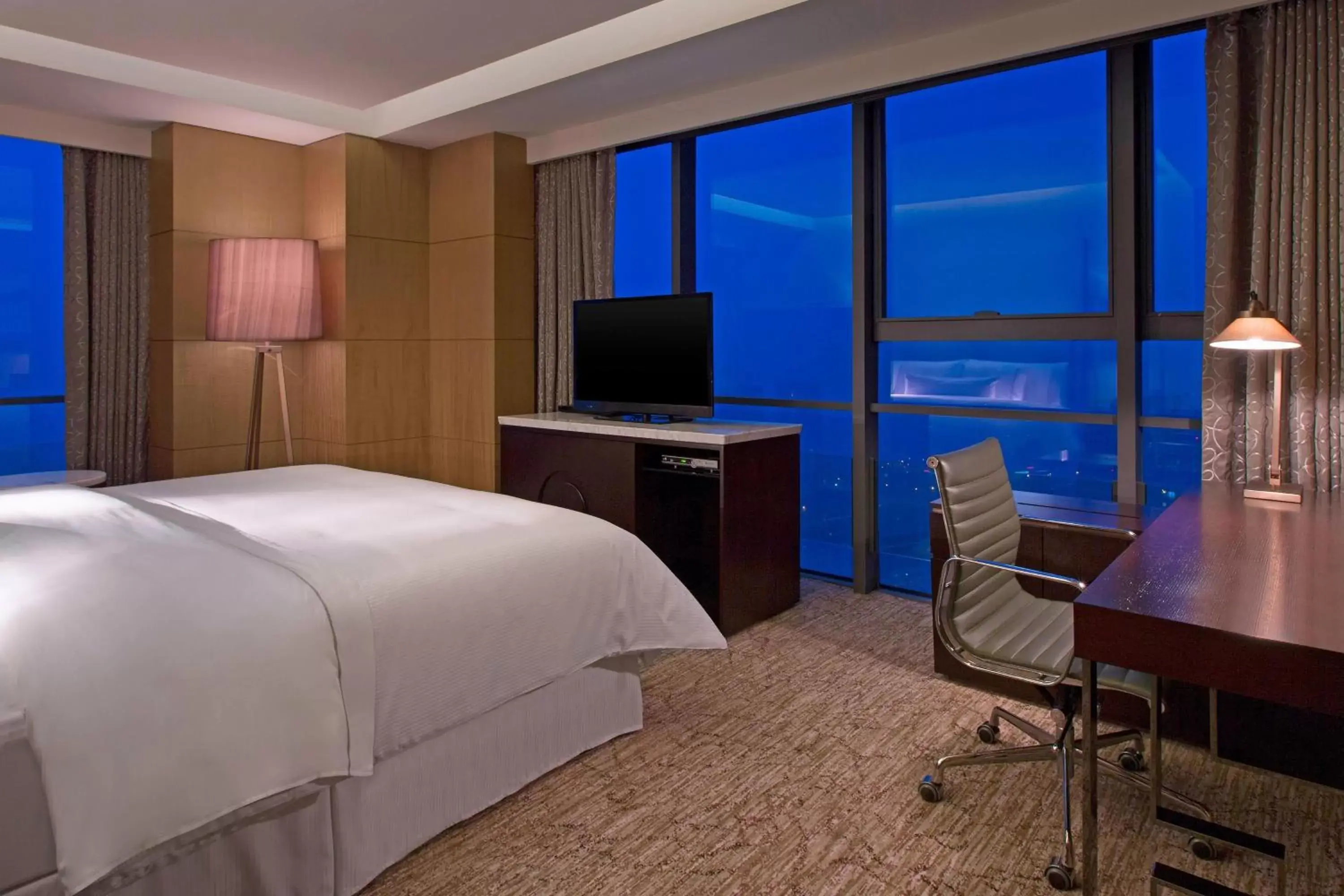 Bedroom in The Westin Ningbo