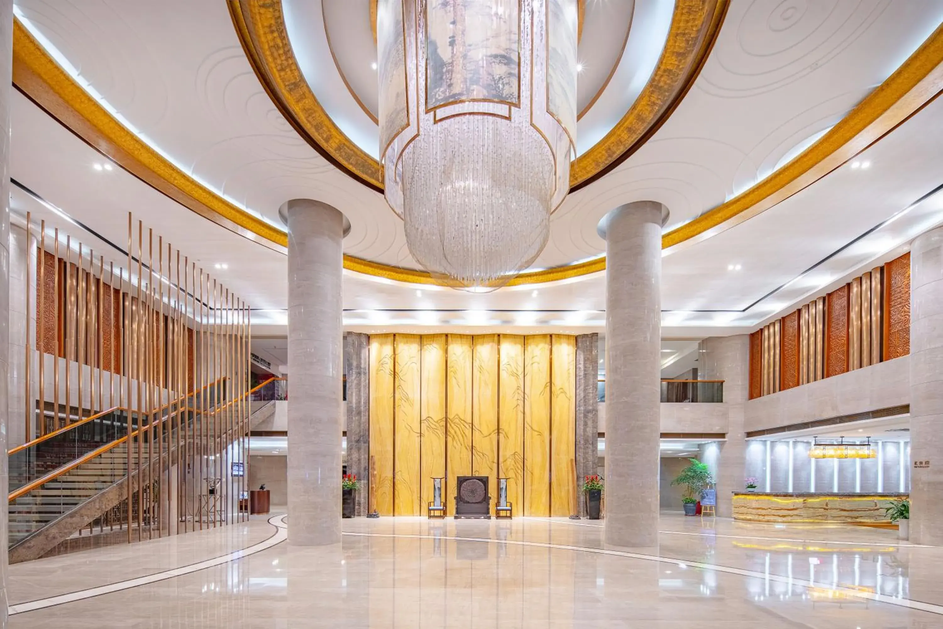 Lobby or reception in Wan Yue Grand Skylight Hotel