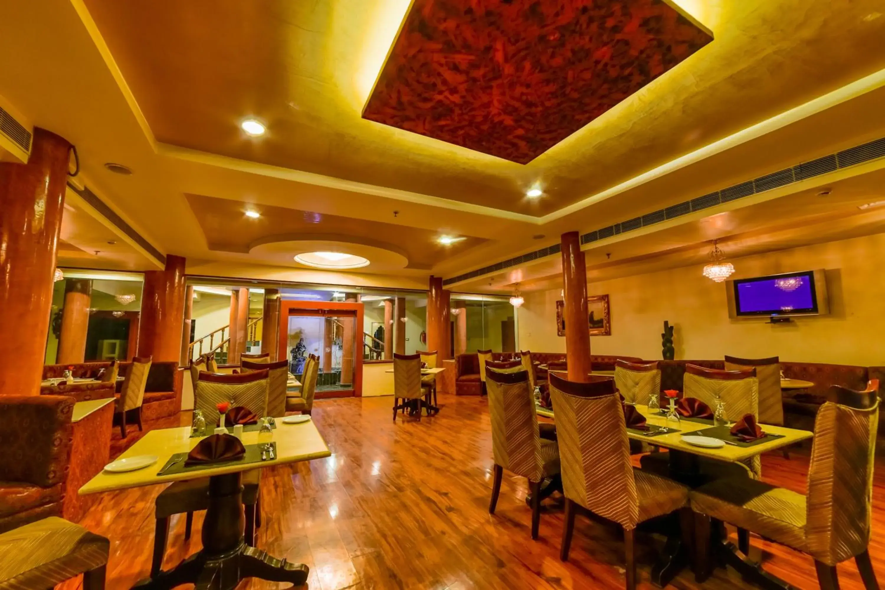 Meals, Restaurant/Places to Eat in Chokhi Dhani - The Palace Hotel