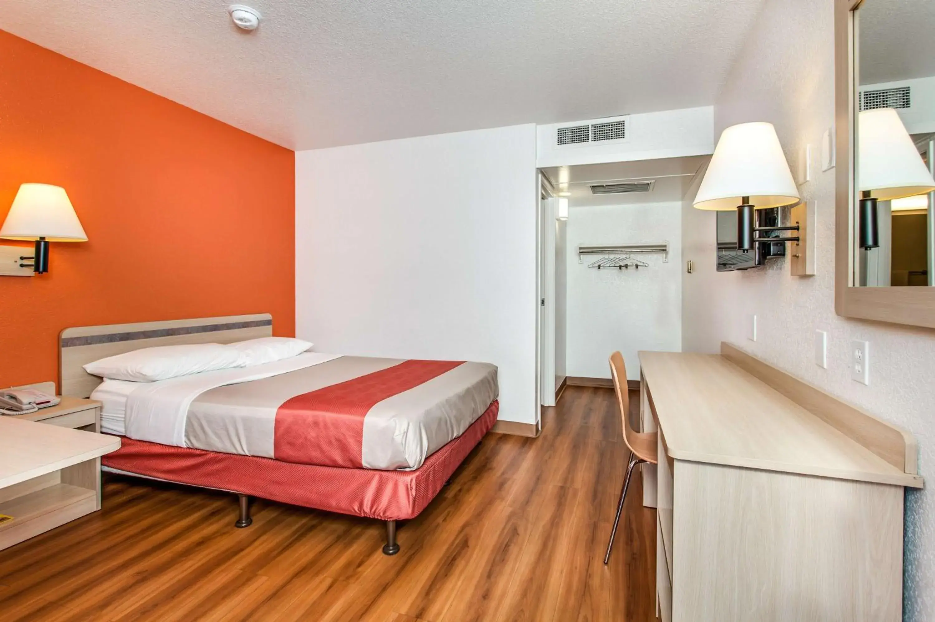 TV and multimedia in Motel 6-Vacaville, CA