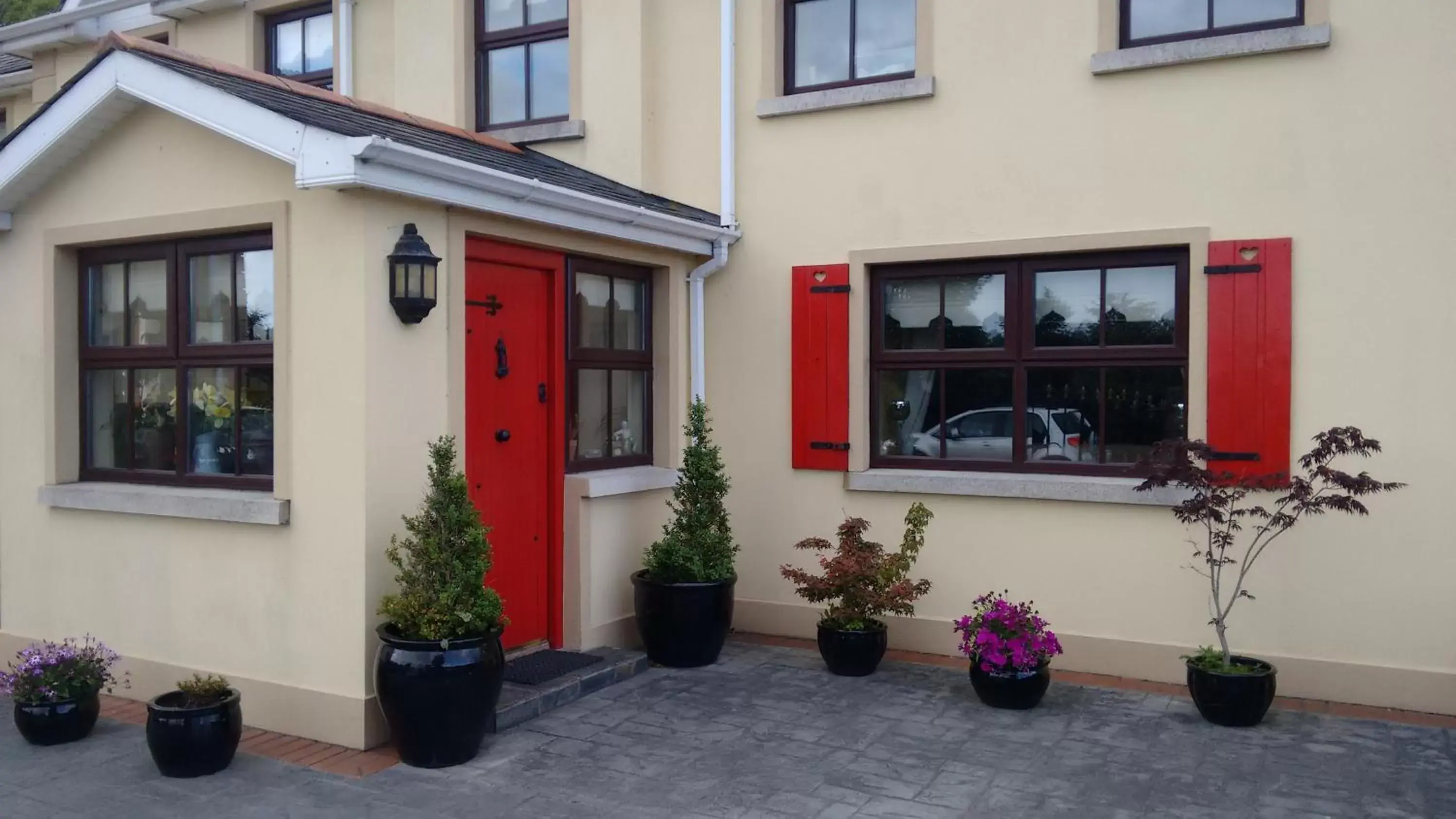 Property Building in Grannagh Castle House