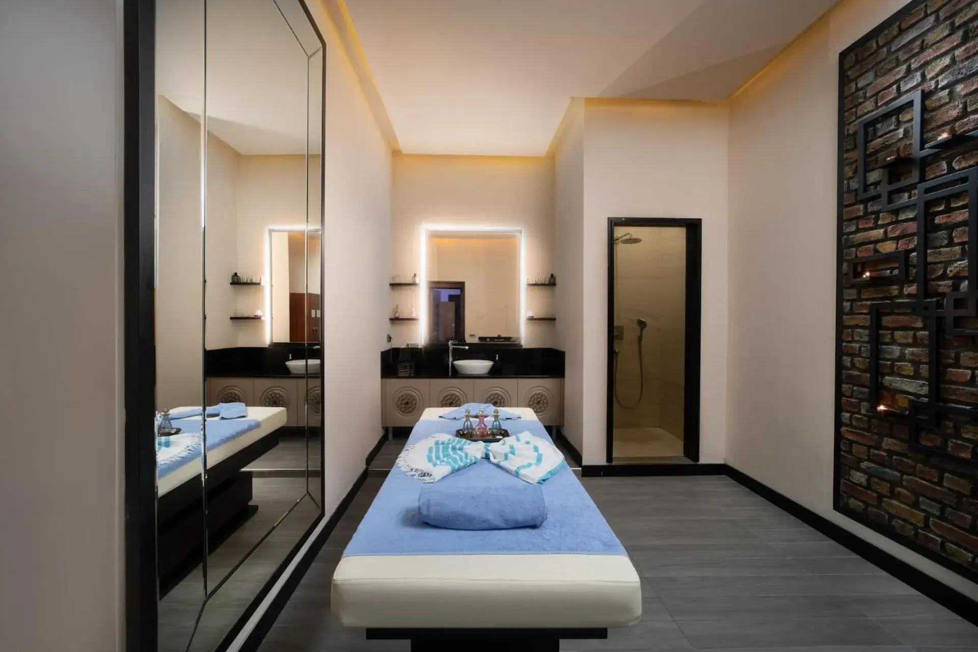 Spa and wellness centre/facilities in The Time Hotel Marina