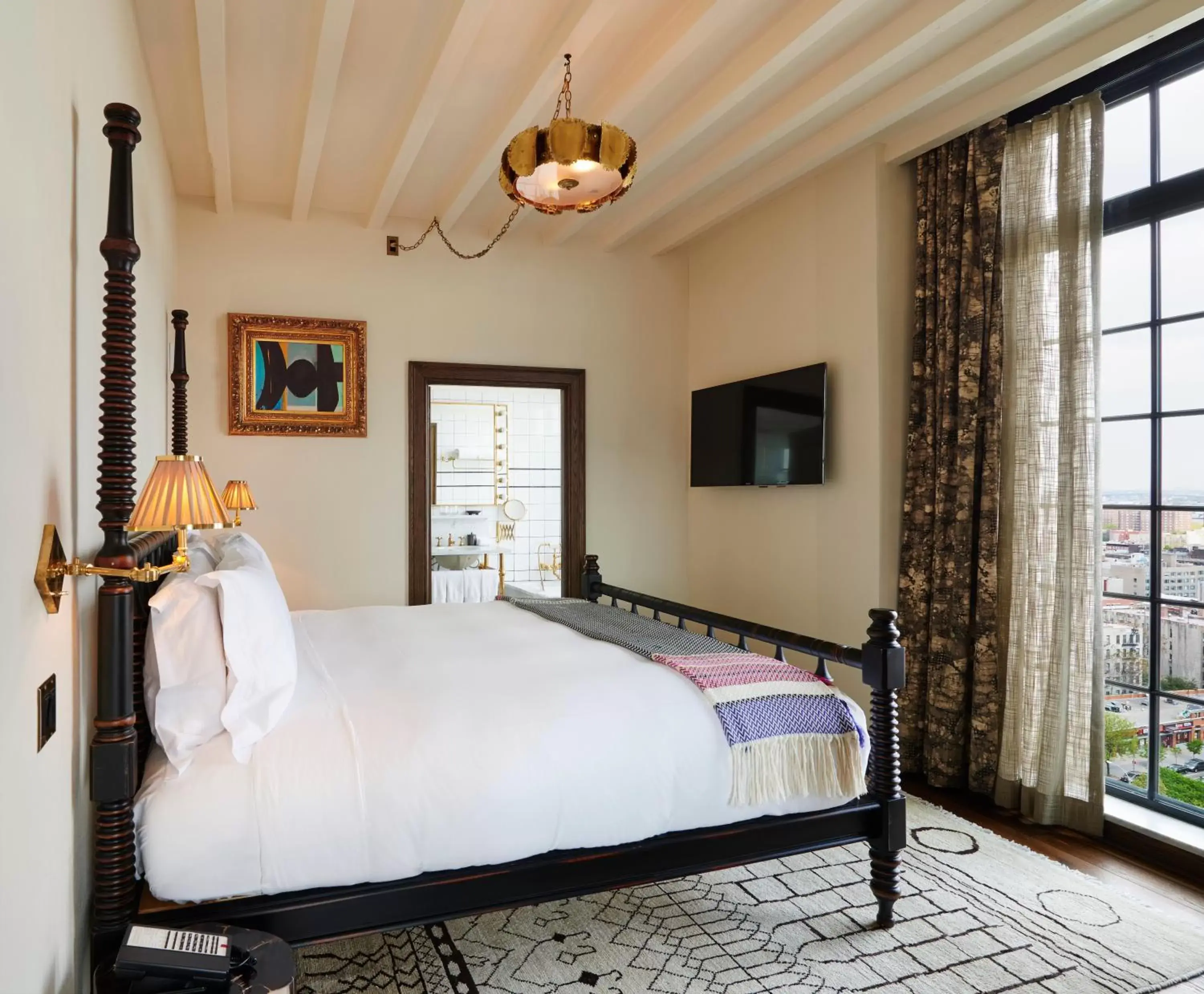 Bedroom, Bed in The Ludlow Hotel