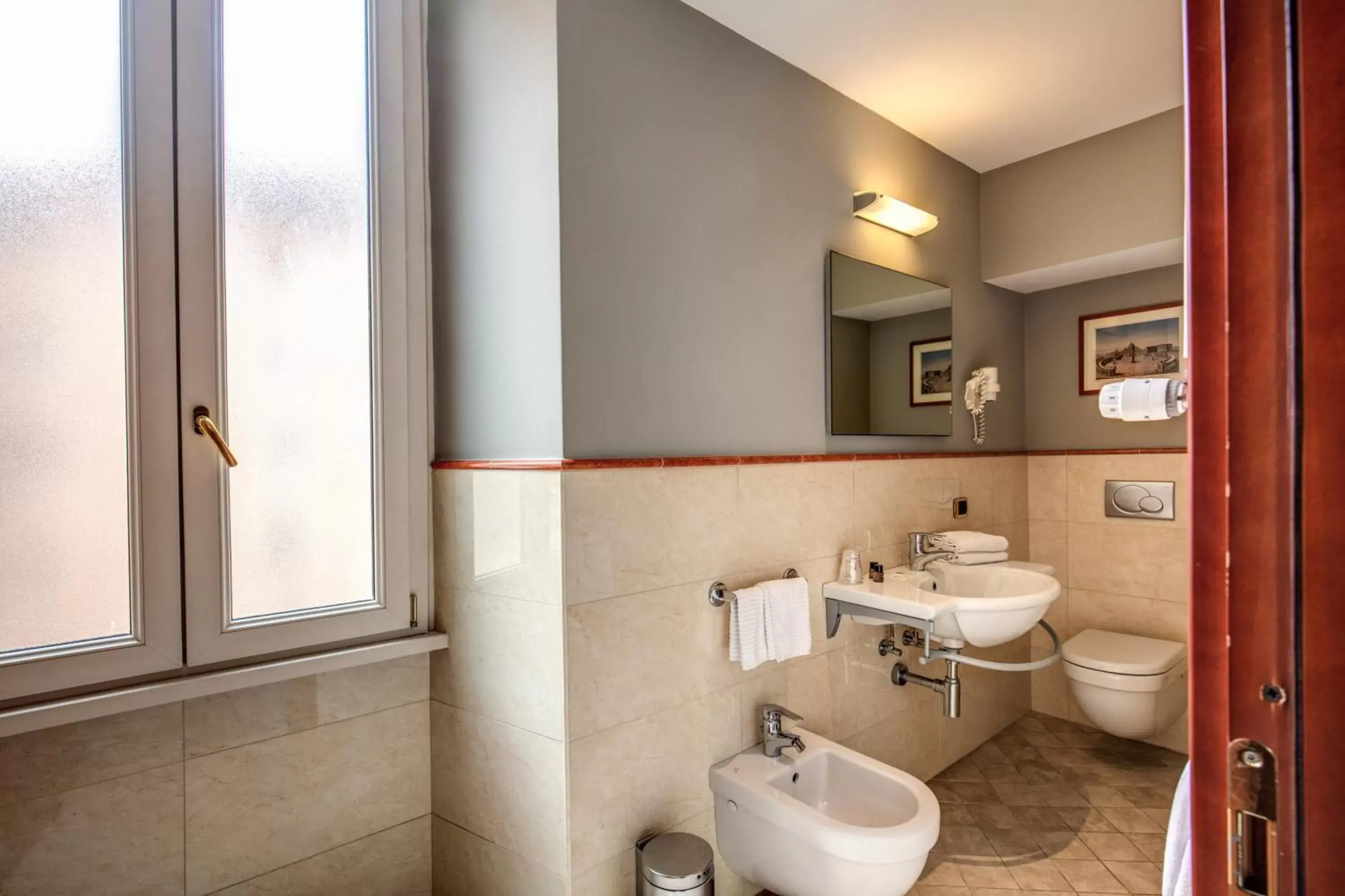 Bathroom in Hotel Taormina